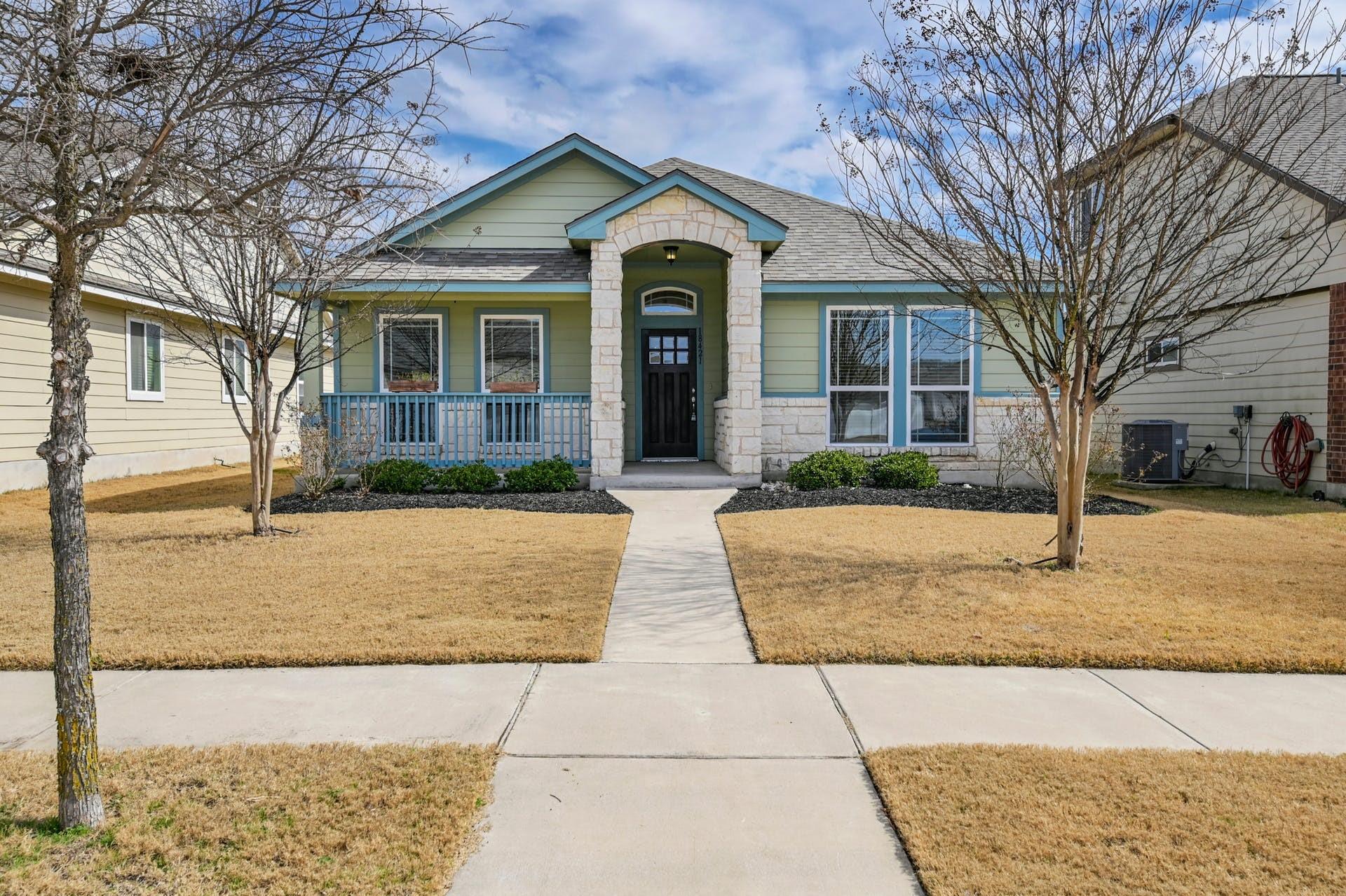 18421 Tallgrass Prairie Dr, Pflugerville, TX 78660