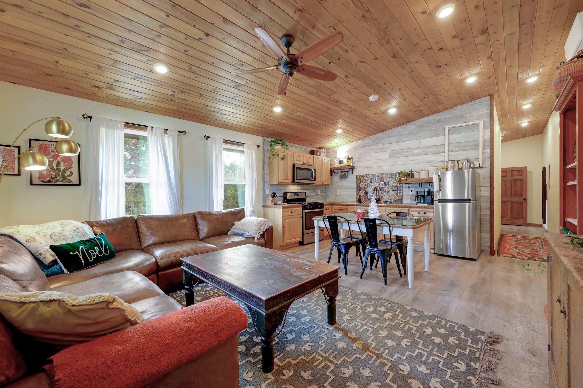 7655 Mount Sharp Rd, Wimberley, TX 78676