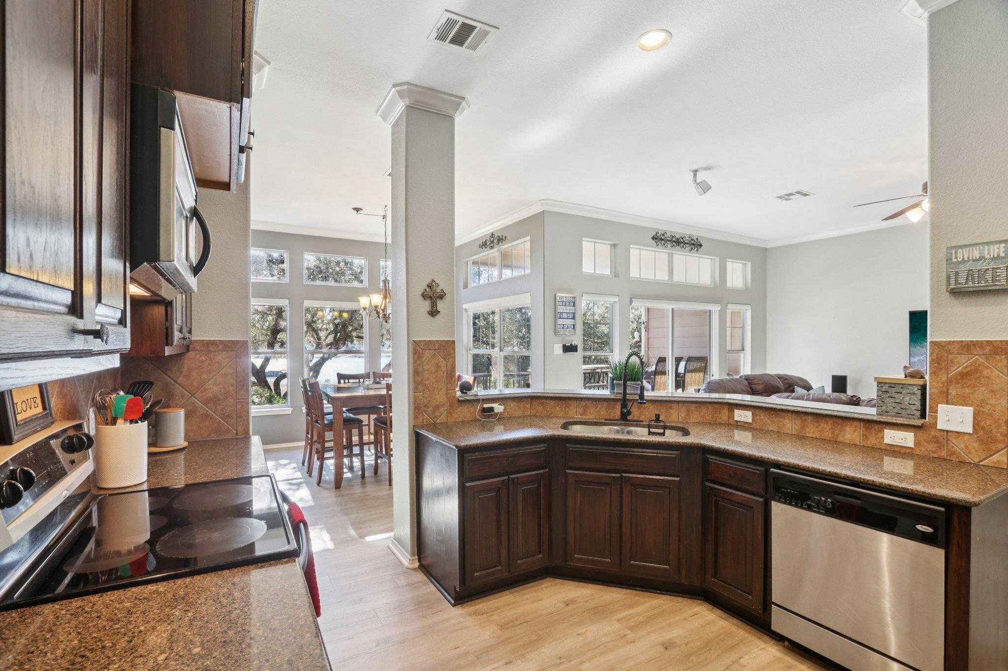 20973 Waterside Dr # 34, Lago Vista, TX 78645