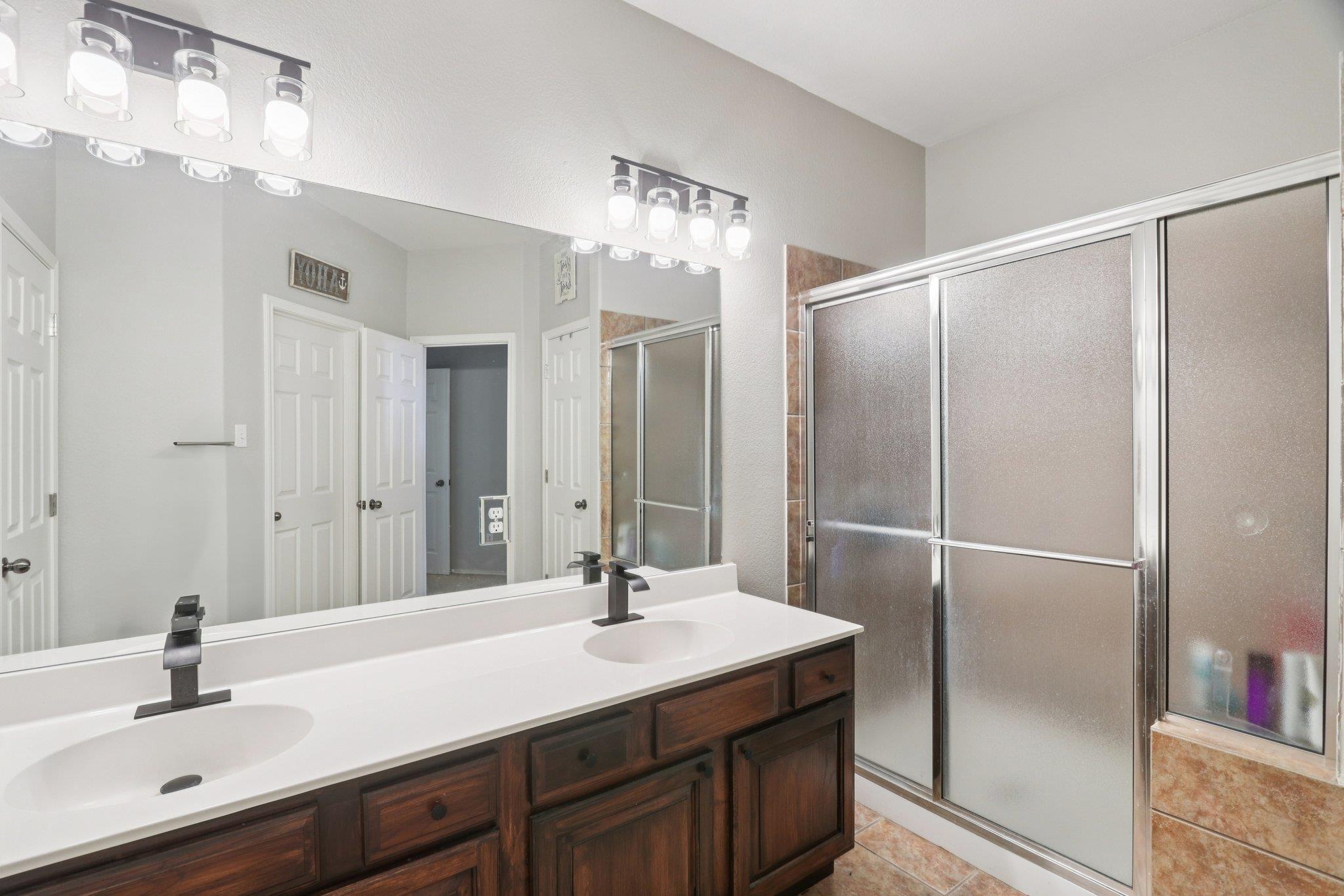 20973 Waterside Dr # 34, Lago Vista, TX 78645