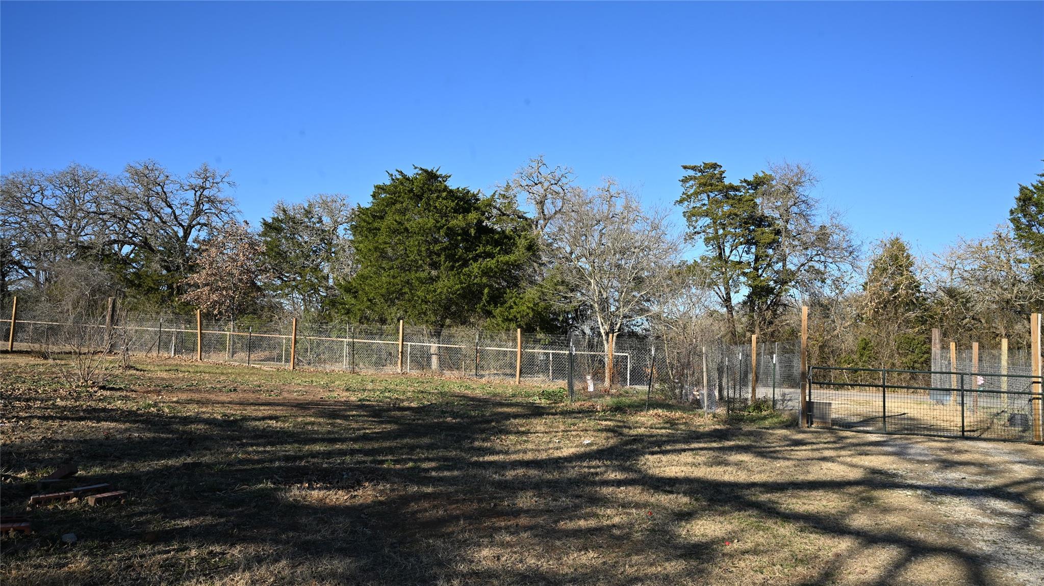 155 Arbuckle Rd, Elgin, TX 78621