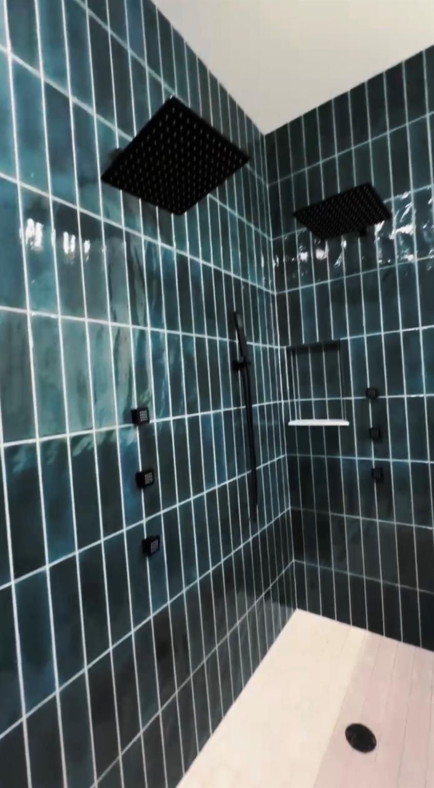 889 S Leon, Giddings, TX 78942