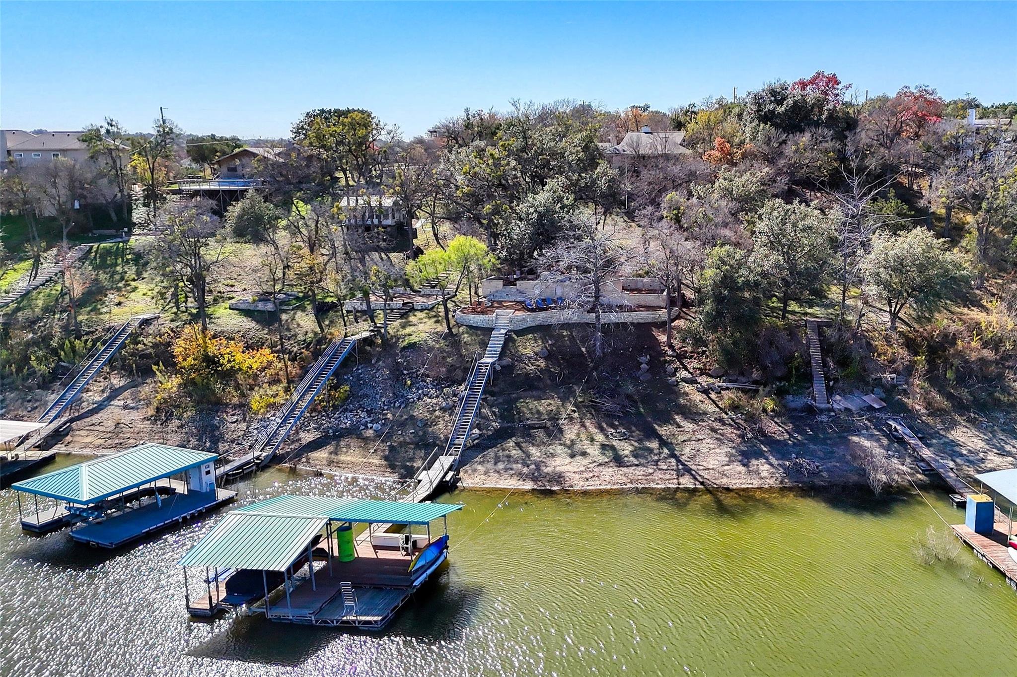 25400 Cove Dr, Spicewood, TX 78669