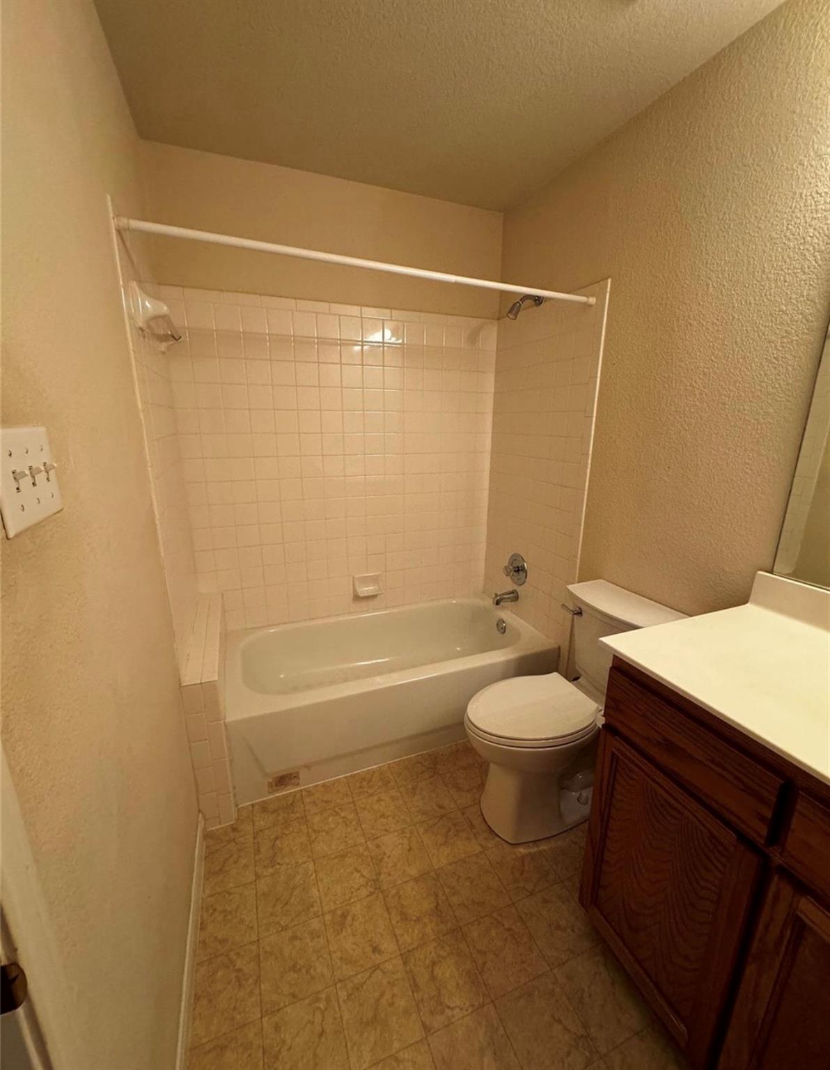 8613 Talyne Chaise Cir # B, Austin, TX 78729