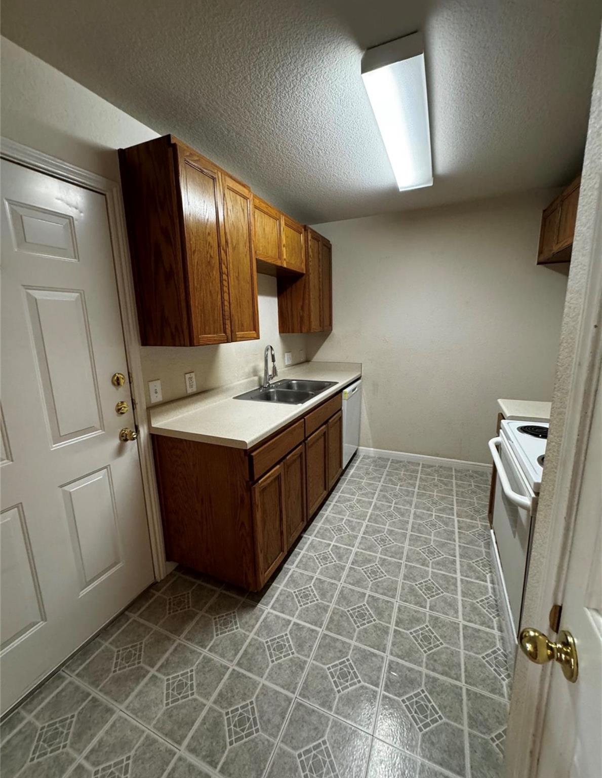 8613 Talyne Chaise Cir # B, Austin, TX 78729