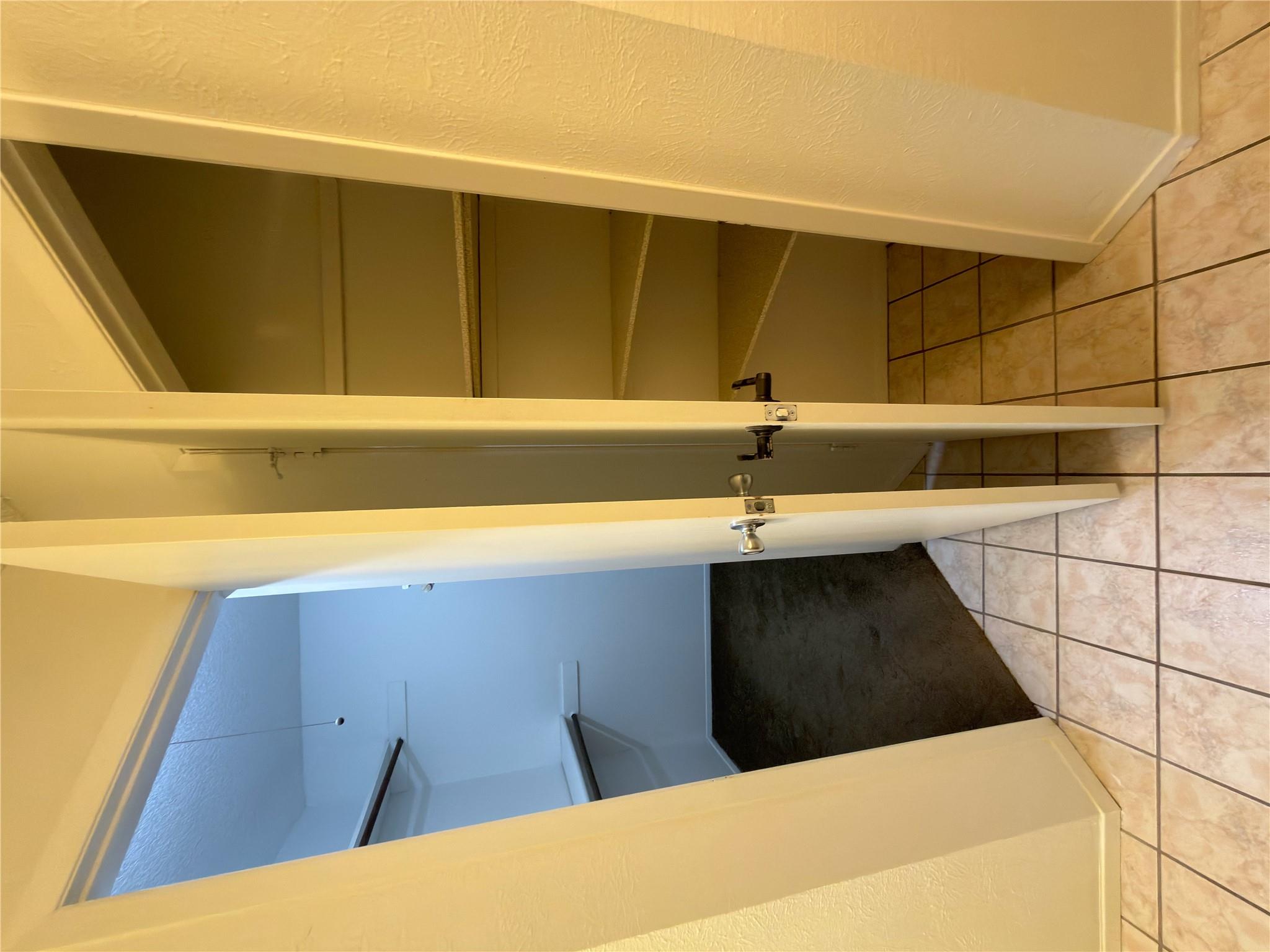 5601 Porsche Ln, Austin, TX 78749