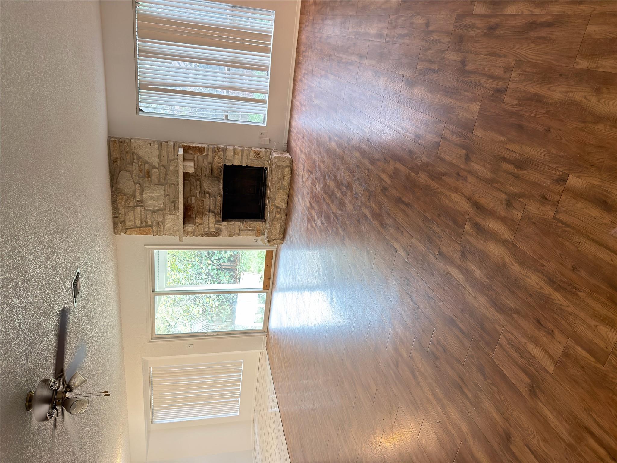 5601 Porsche Ln, Austin, TX 78749