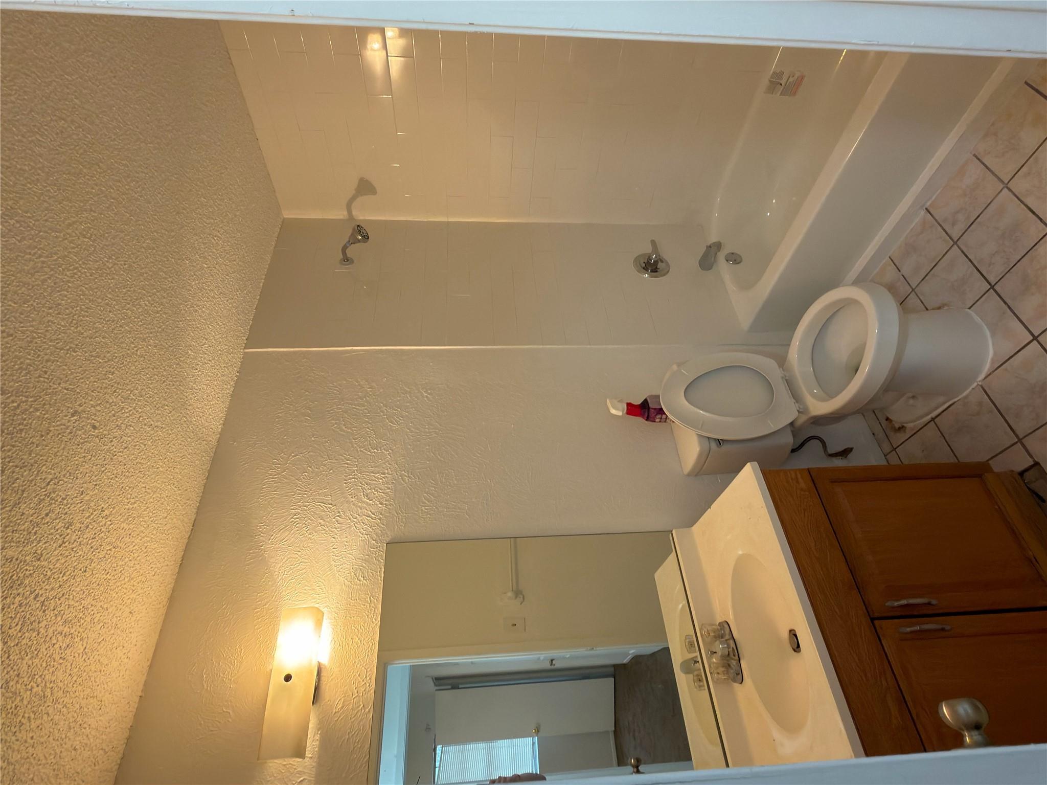 5601 Porsche Ln, Austin, TX 78749