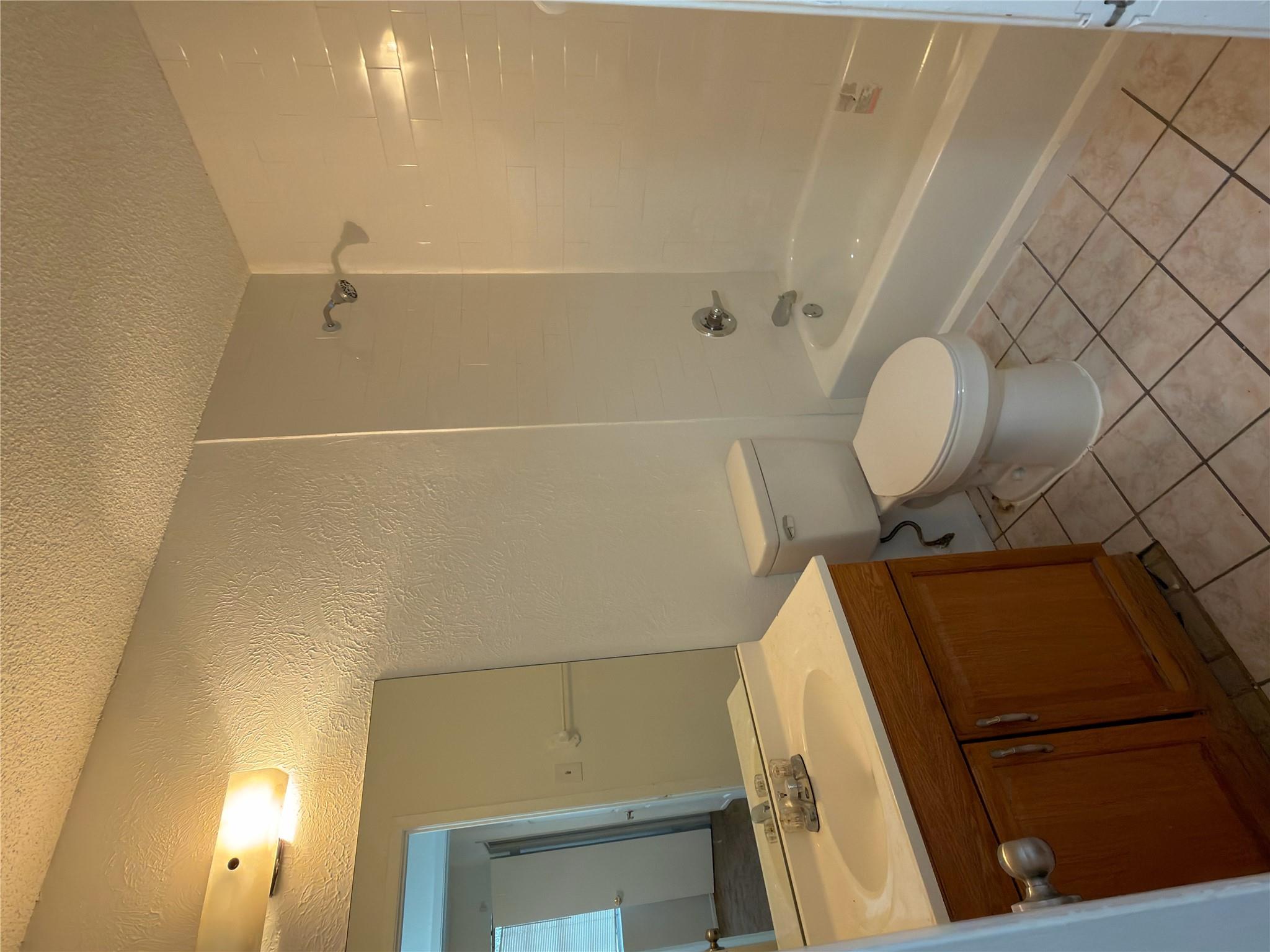 5601 Porsche Ln, Austin, TX 78749