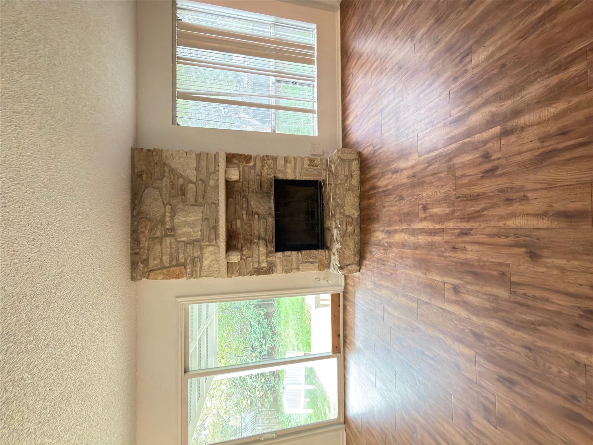 5601 Porsche Ln, Austin, TX 78749