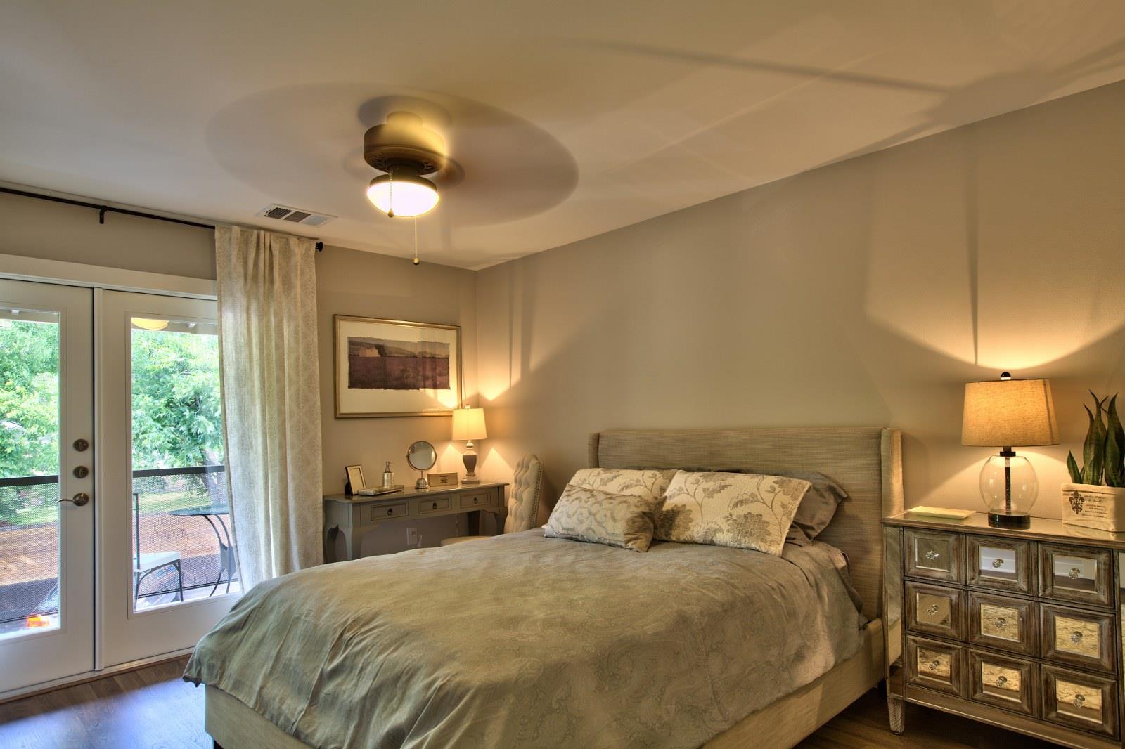 924 E 51st St # 106, Austin, TX 78751