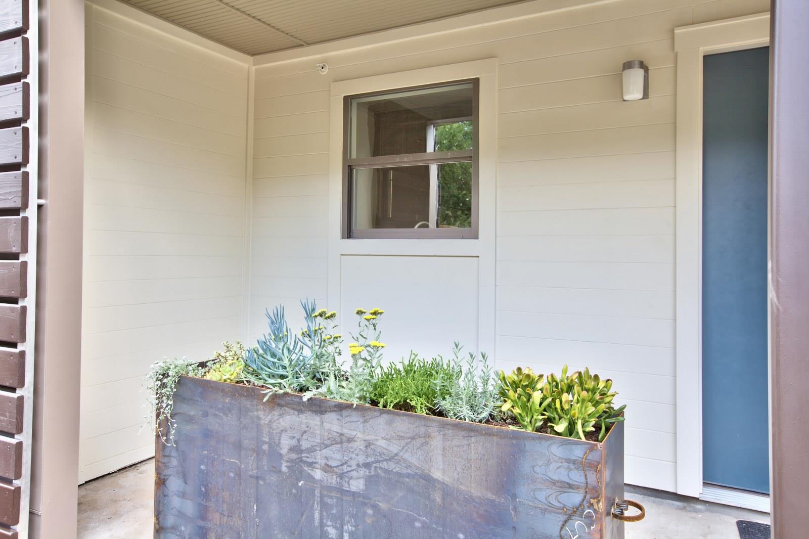 924 E 51st St # 106, Austin, TX 78751