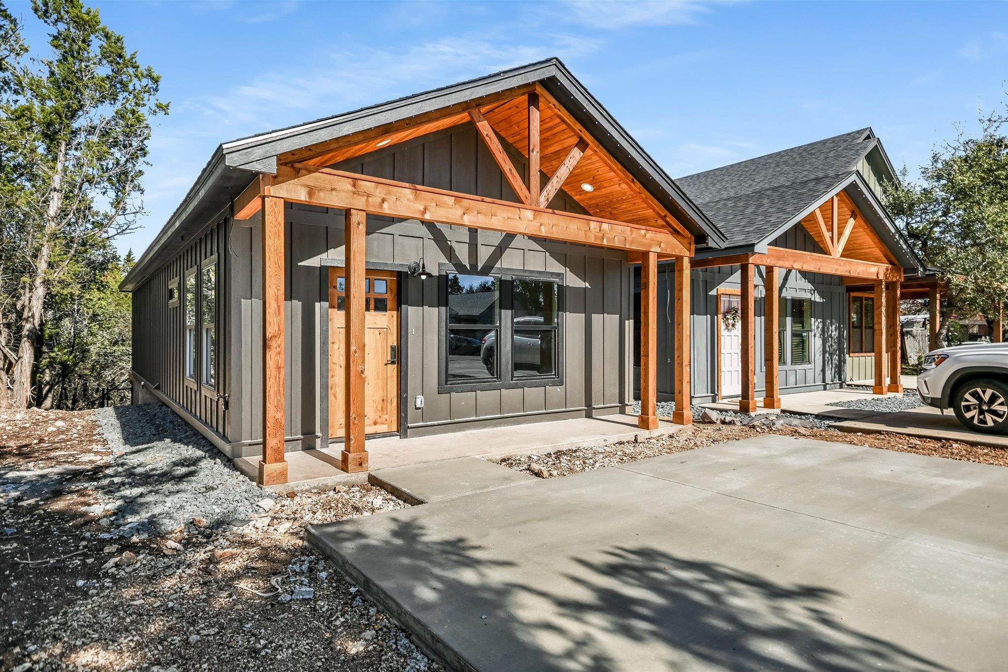 122 SHADY BLUFF Dr, Wimberley, TX 78676