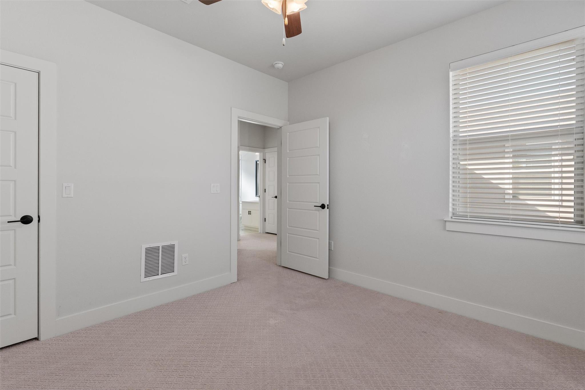 8707 Alderman Dr, Austin, TX 78747