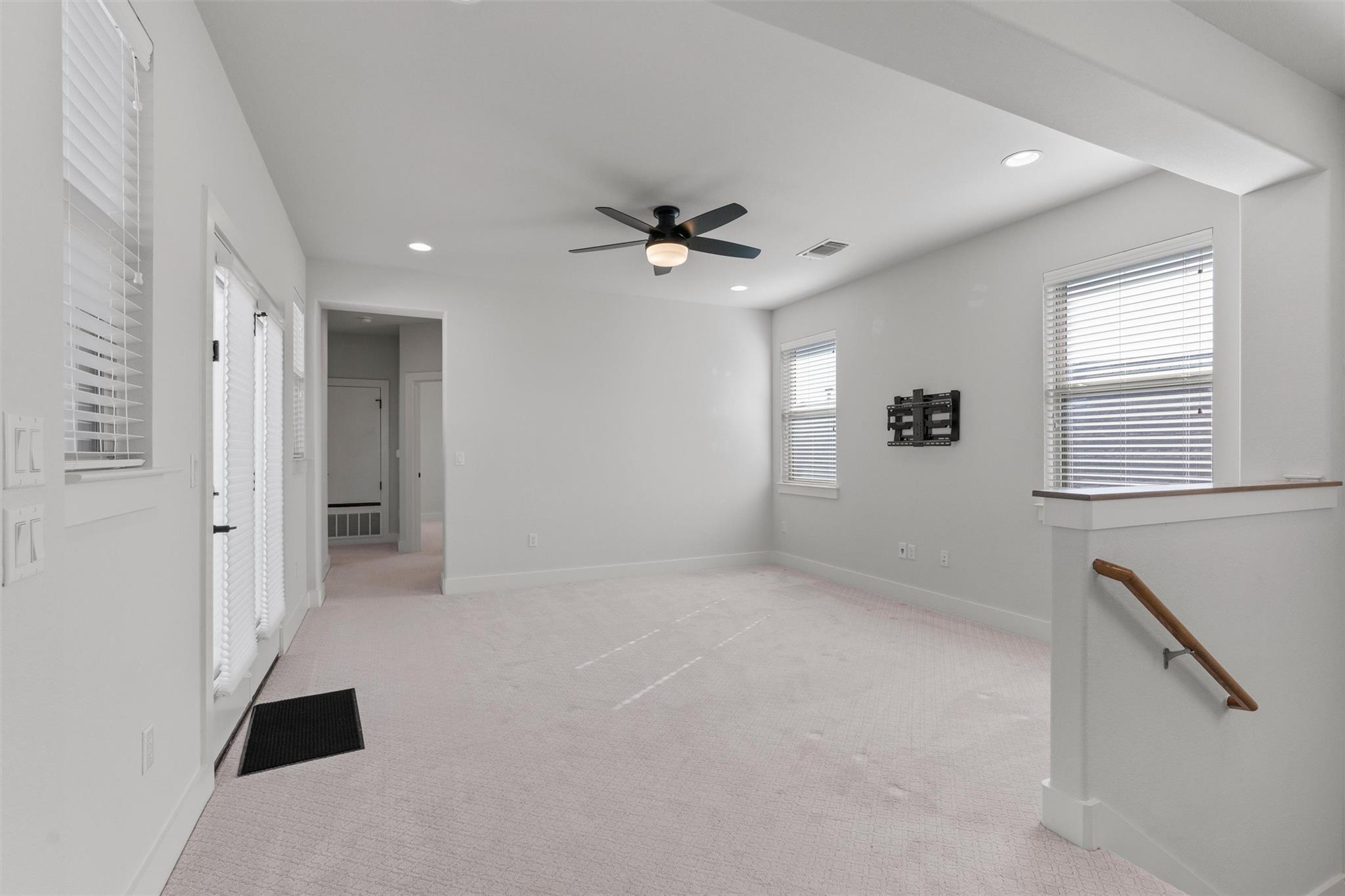 8707 Alderman Dr, Austin, TX 78747