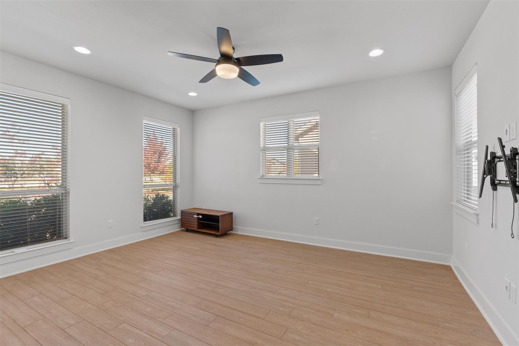 8707 Alderman Dr, Austin, TX 78747