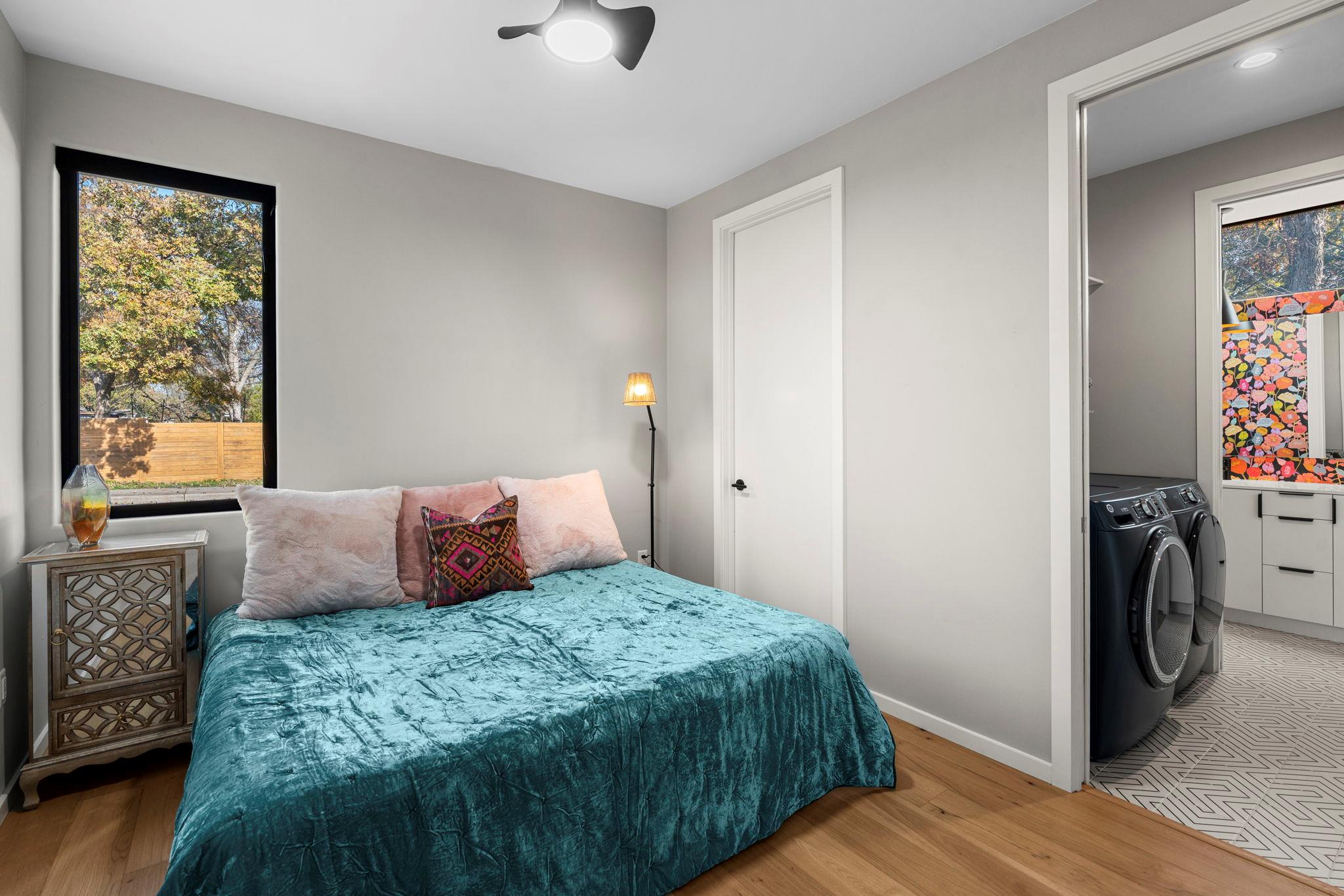 7525 Delafield Ln # B, Austin, TX 78752