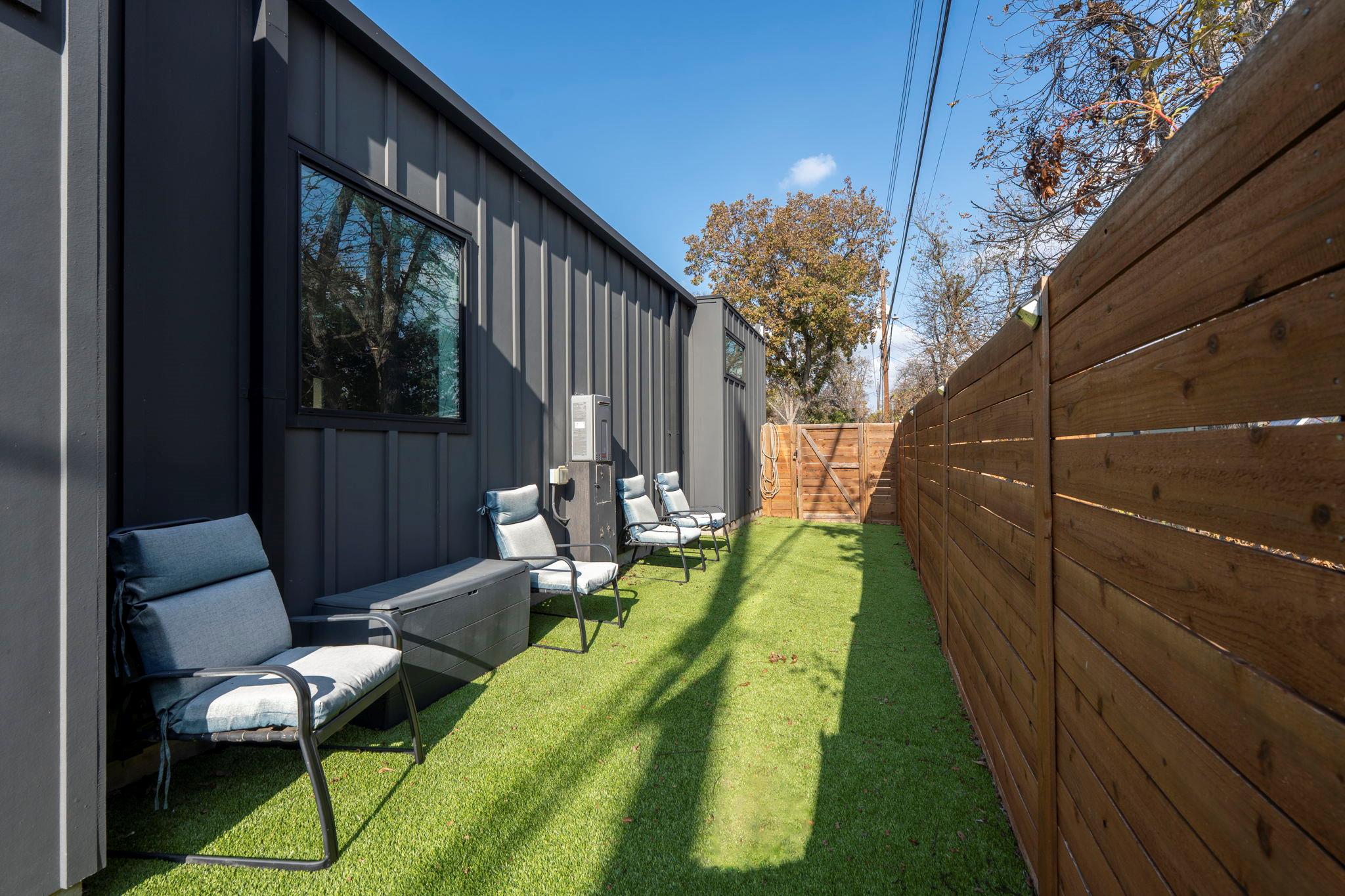 7525 Delafield Ln # B, Austin, TX 78752