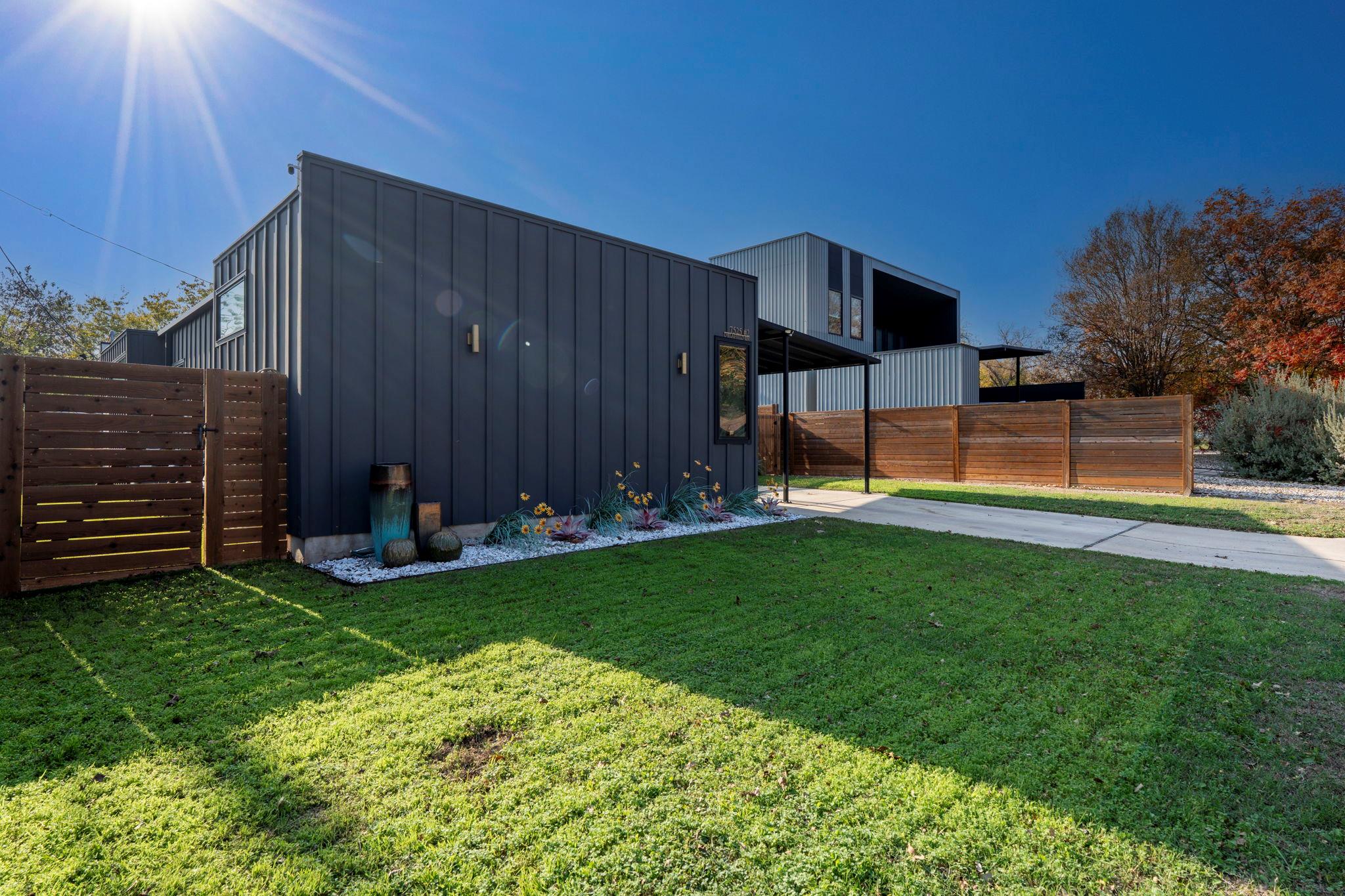 7525 Delafield Ln # B, Austin, TX 78752