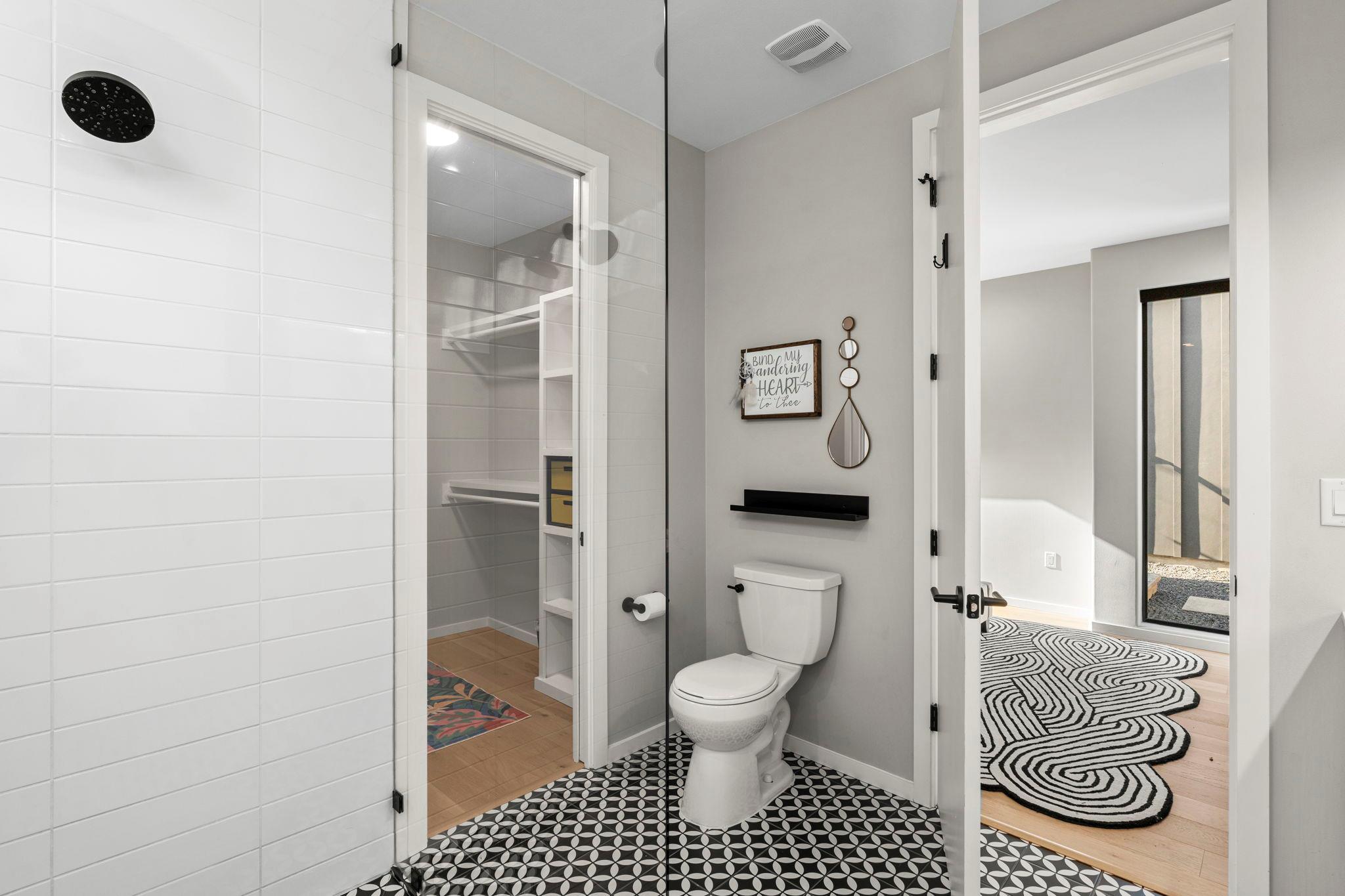 7525 Delafield Ln # B, Austin, TX 78752