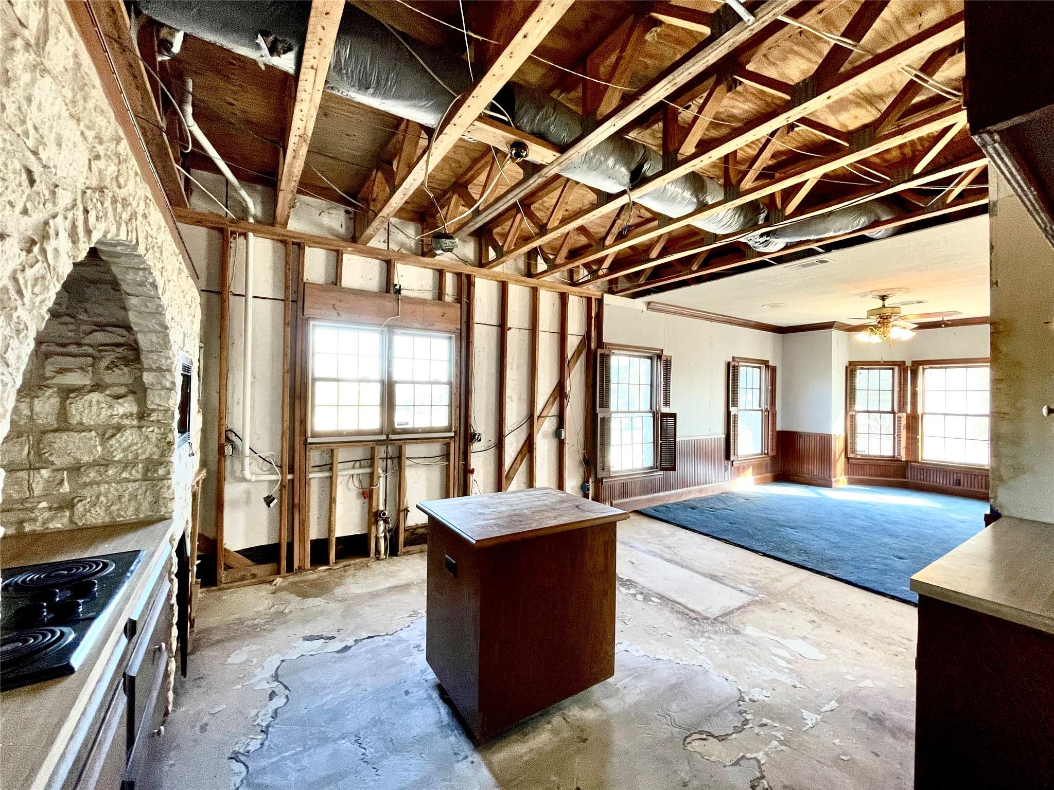 2 Sentinel Hl, Austin, TX 78737