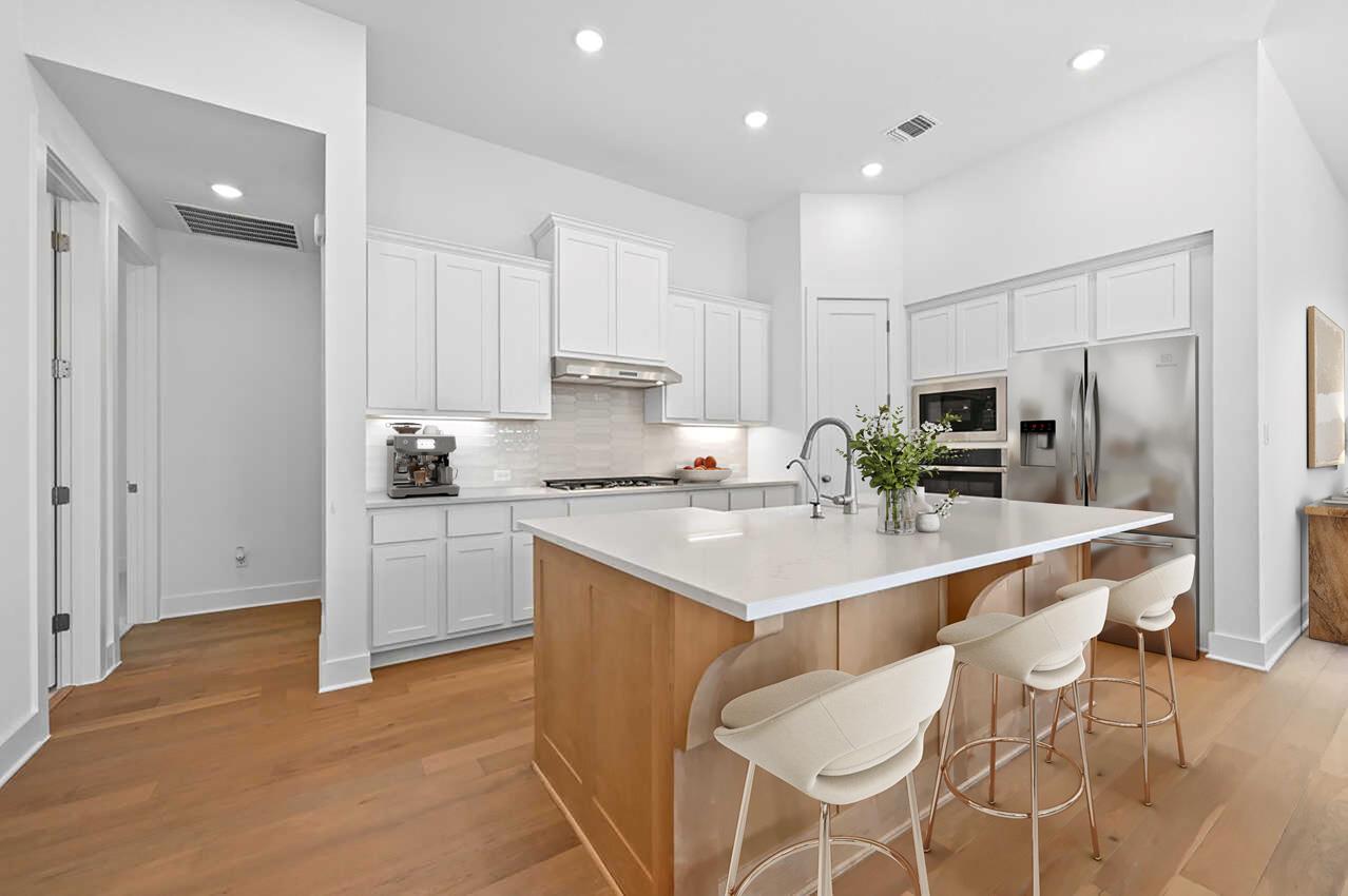 827 Jackson River Loop, Kyle, TX 78640