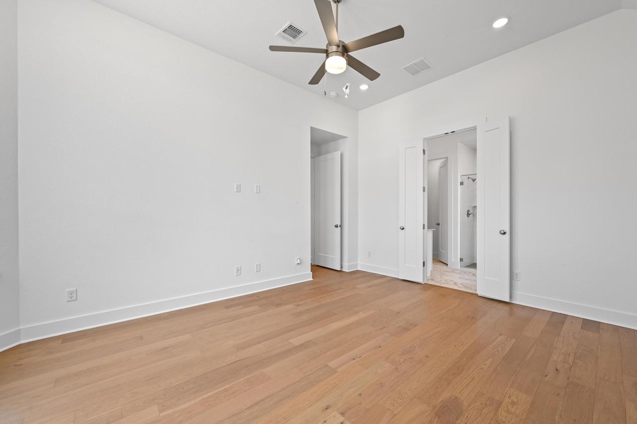 827 Jackson River Loop, Kyle, TX 78640