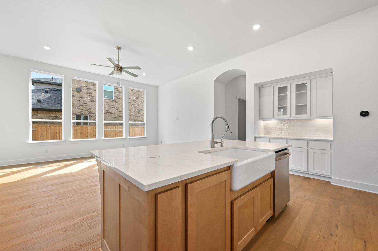 827 Jackson River Loop, Kyle, TX 78640