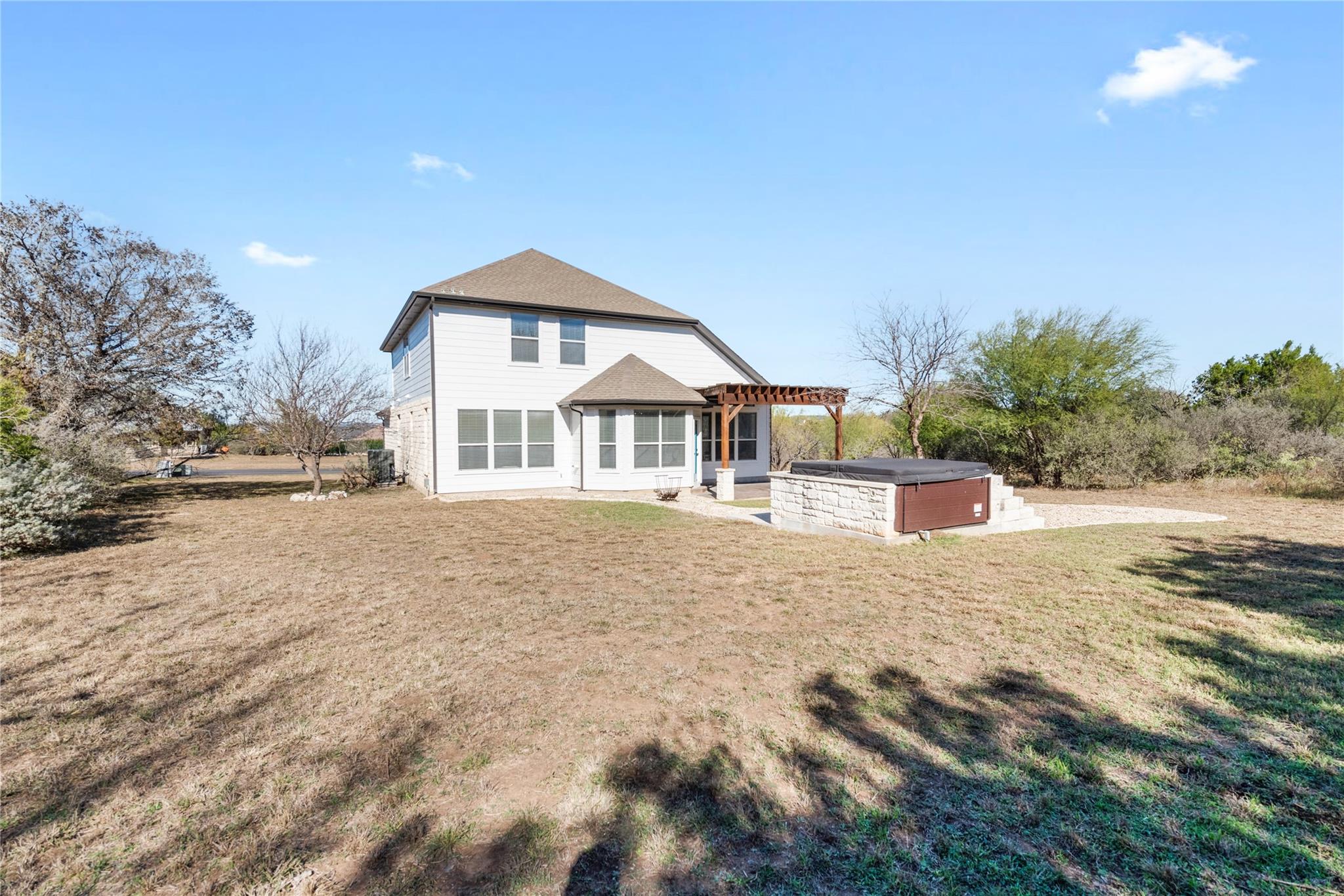 207 Wesley Ridge Dr, Spicewood, TX 78669