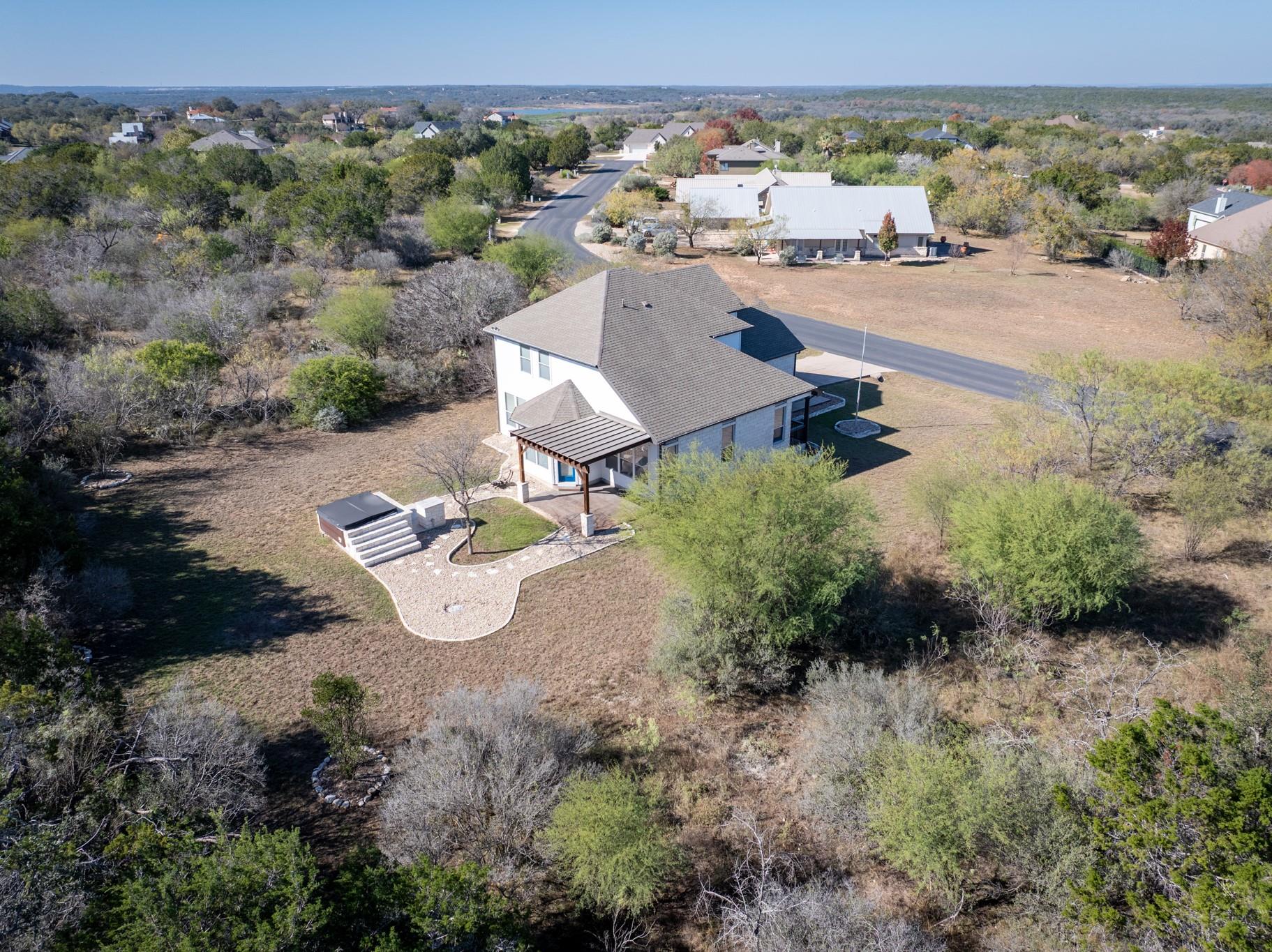 207 Wesley Ridge Dr, Spicewood, TX 78669