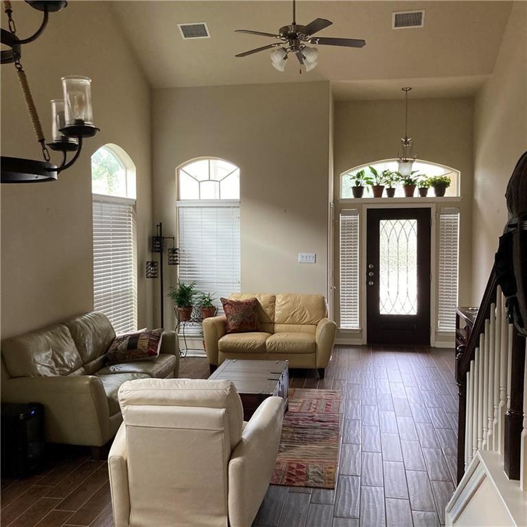 8508 Inca Dove Dr, Austin, TX 78729