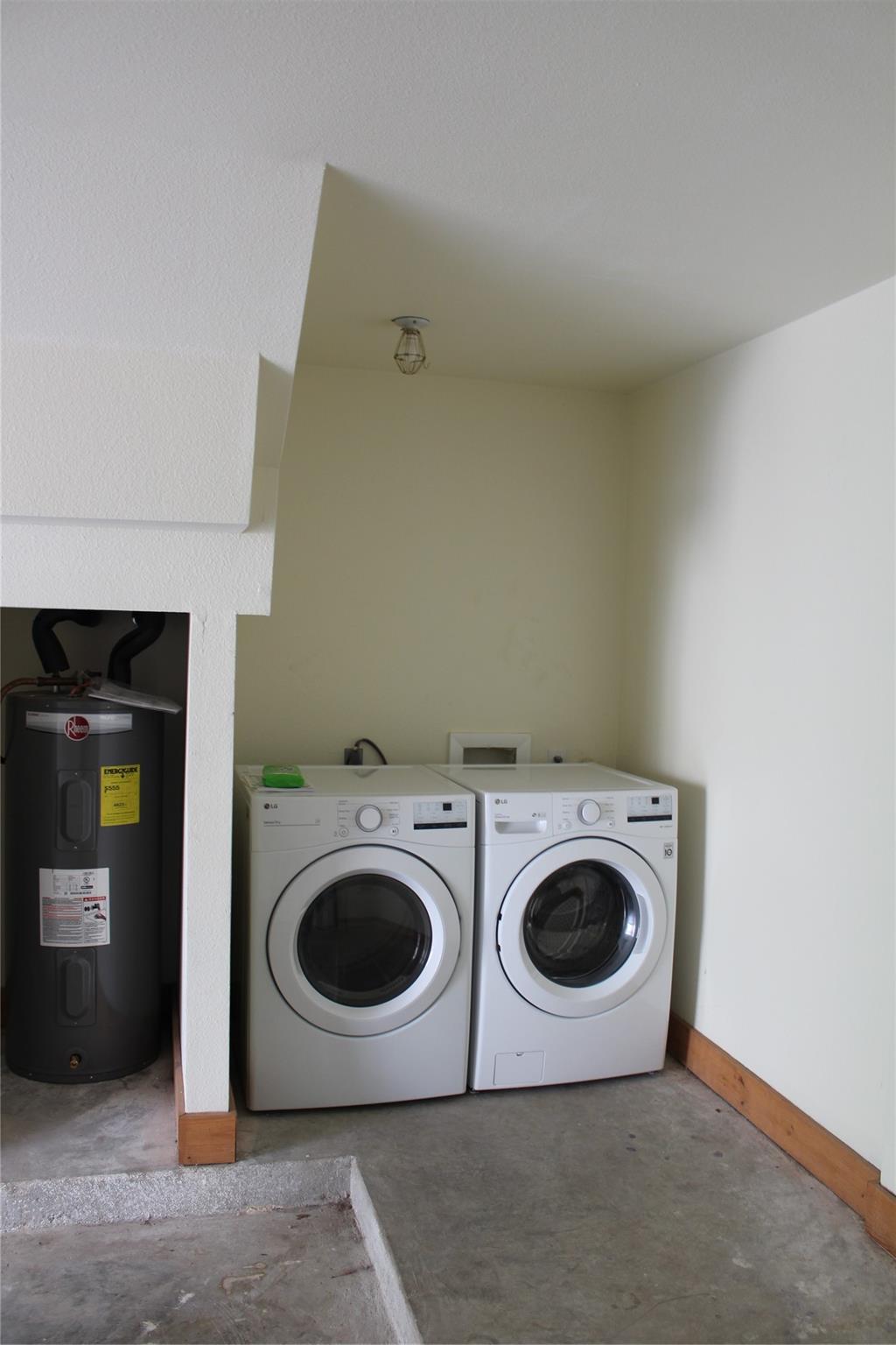 107 S Laurelwood Dr # B, Austin, TX 78733