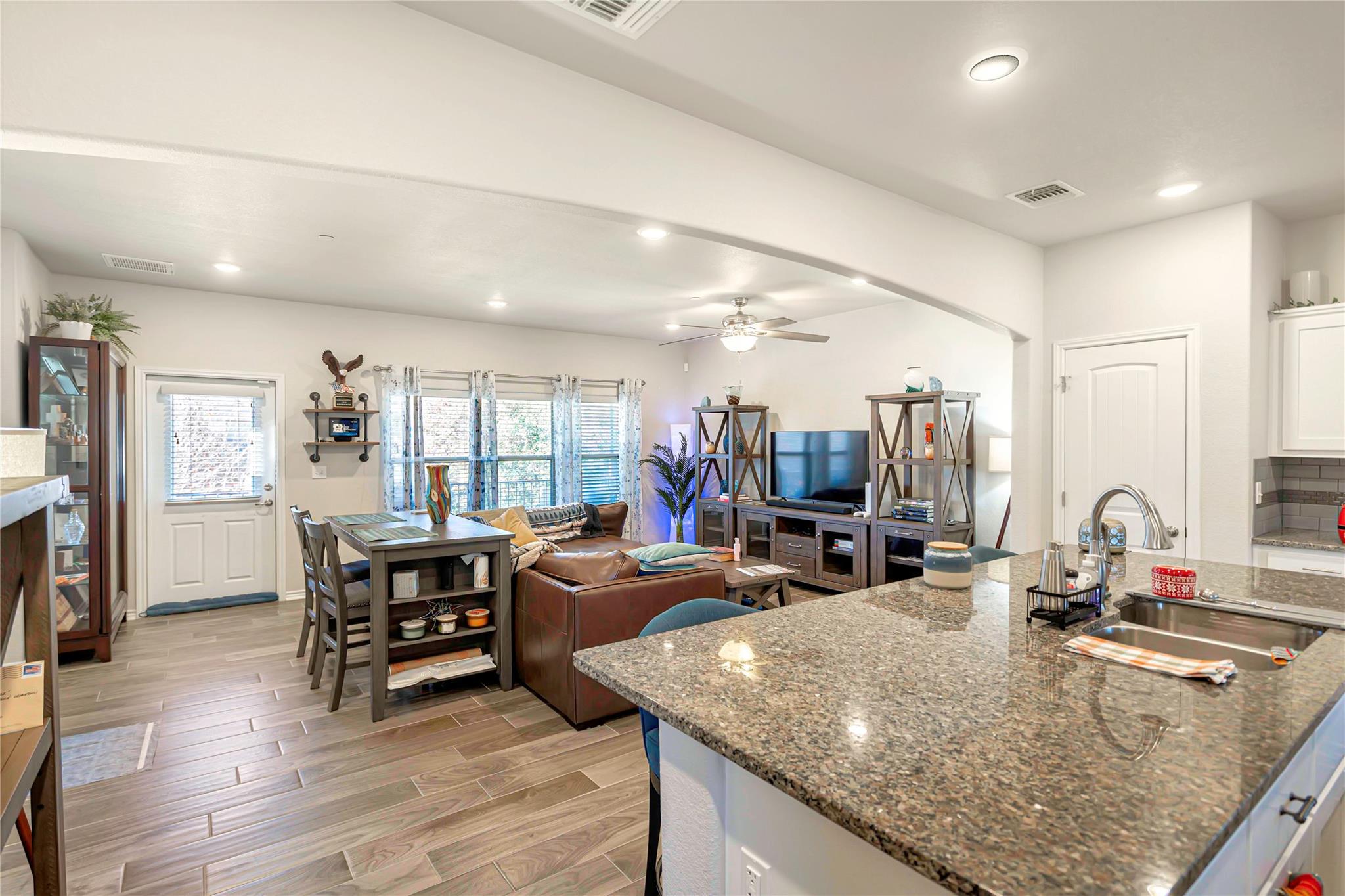 217 Birch Oak Ln, Georgetown, TX 78628