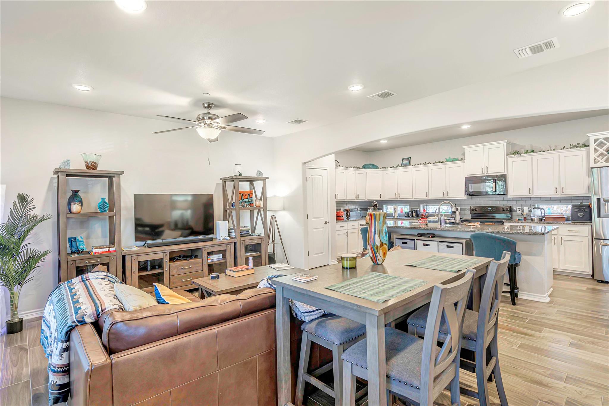 217 Birch Oak Ln, Georgetown, TX 78628