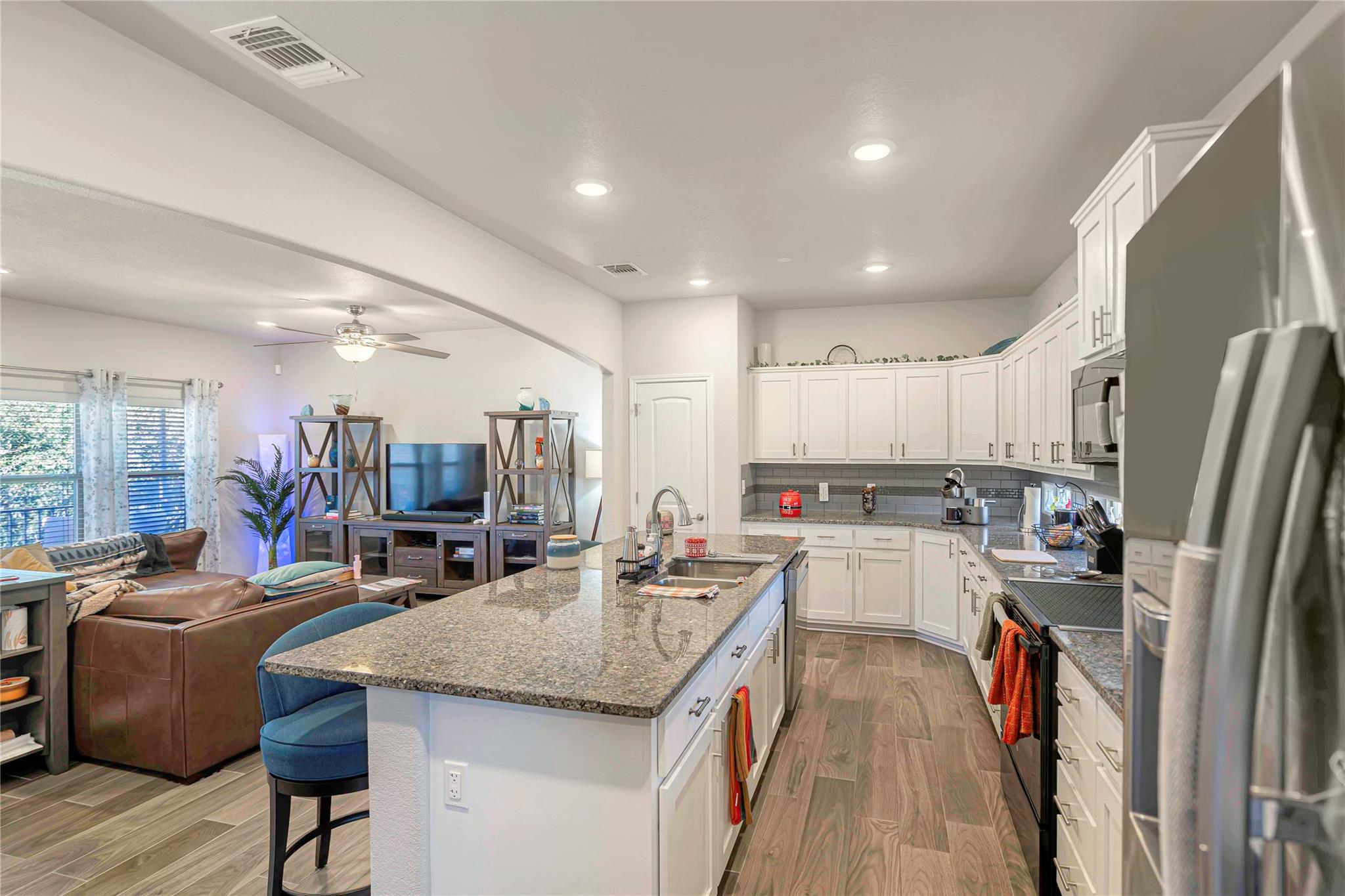 217 Birch Oak Ln, Georgetown, TX 78628