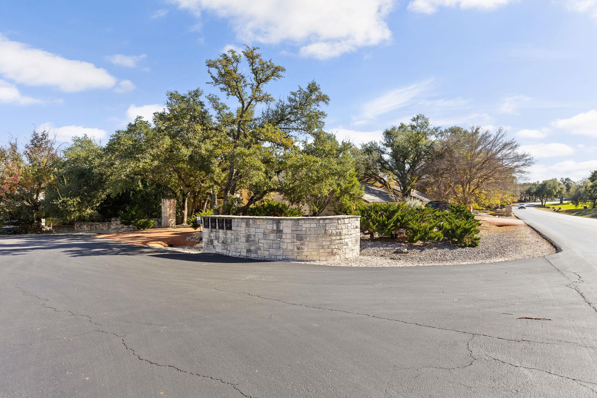 1 Crystal Springs Court Ct # H, The Hills, TX 78738