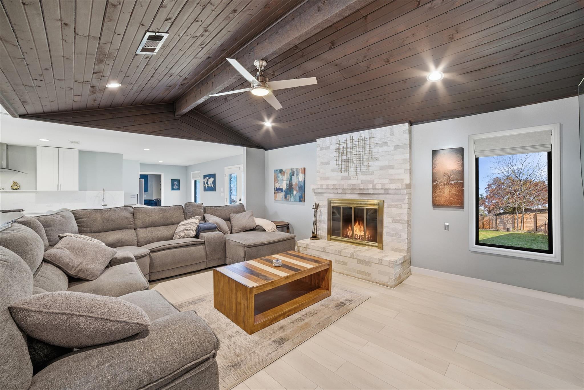 1609 Mesquite Ln, Georgetown, TX 78628