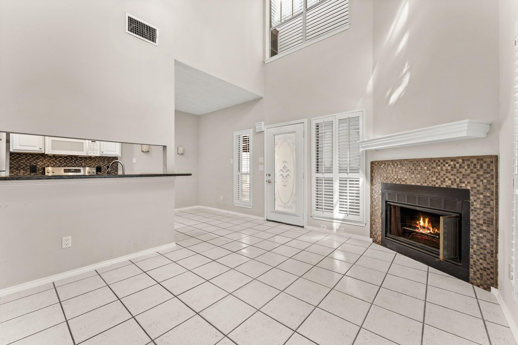 2520 Quarry Rd # 104, Austin, TX 78703