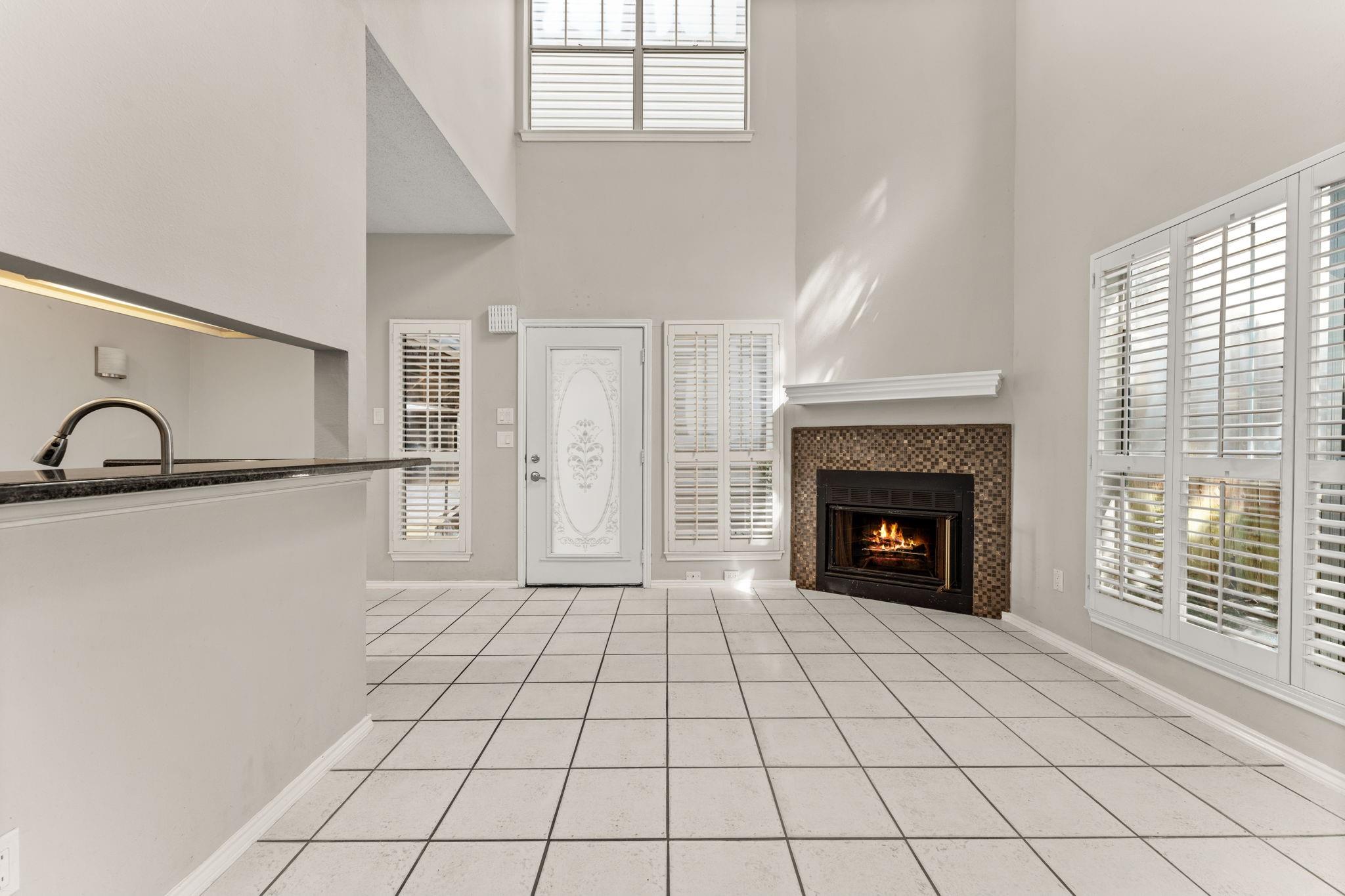 2520 Quarry Rd # 104, Austin, TX 78703