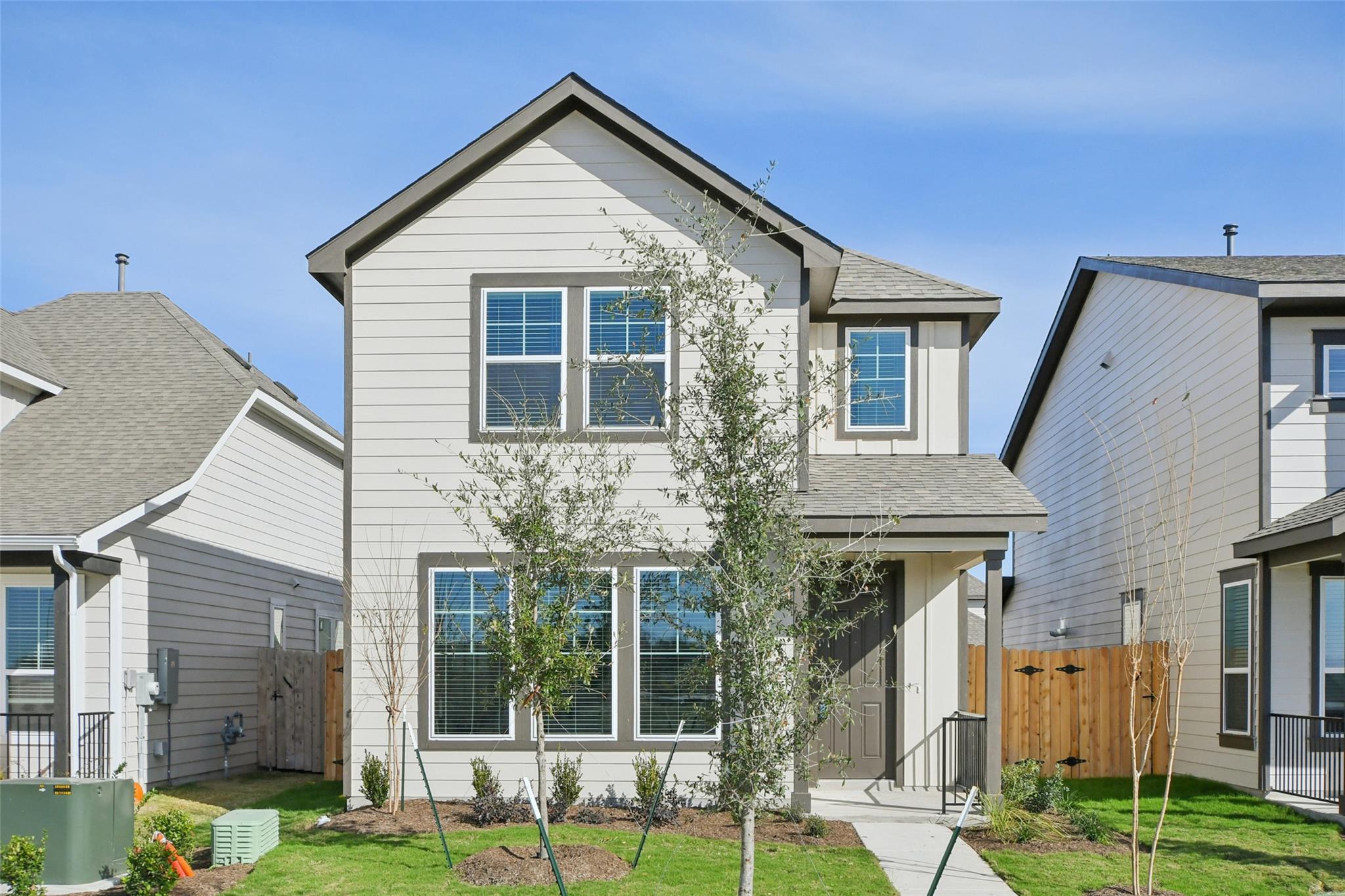 152 Hartson Dr, Taylor, TX 76574