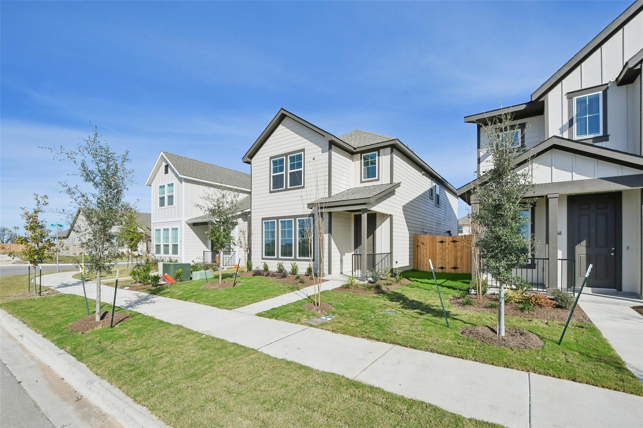 152 Hartson Dr, Taylor, TX 76574