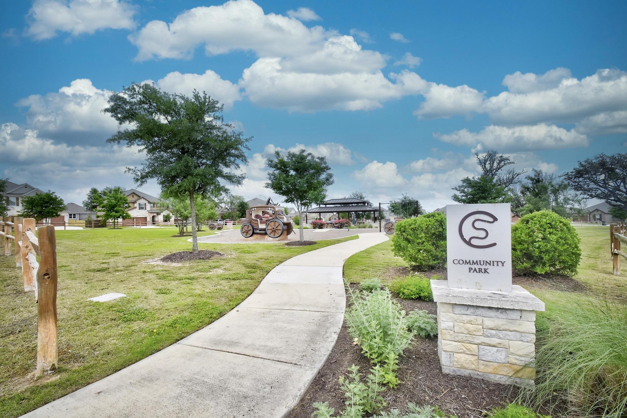 121 Kennicott Dr, Kyle, TX 78640