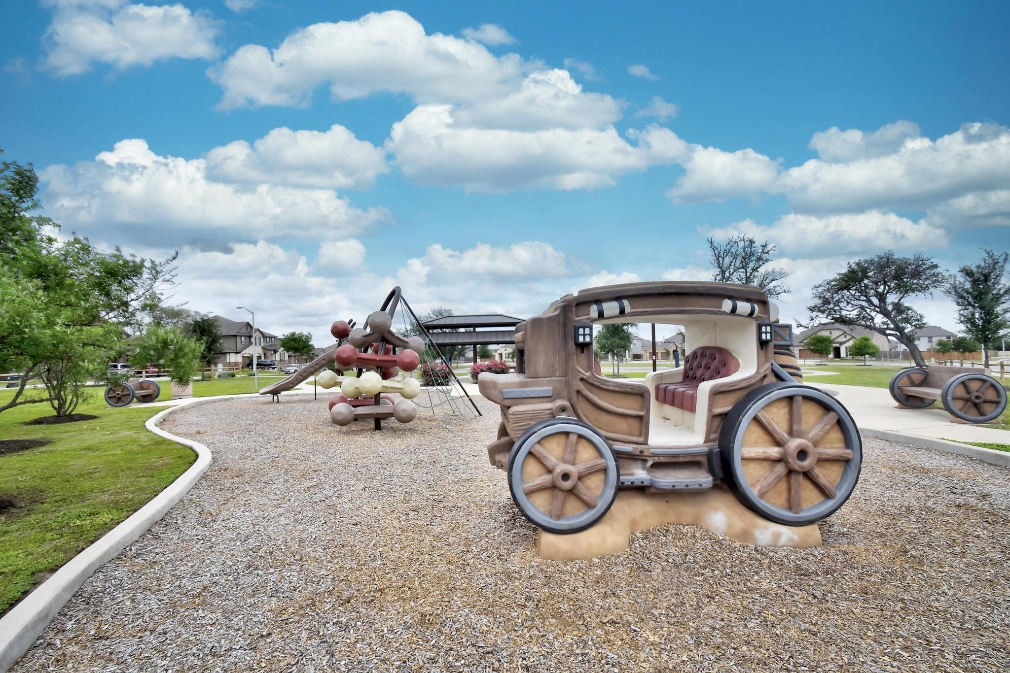 121 Kennicott Dr, Kyle, TX 78640