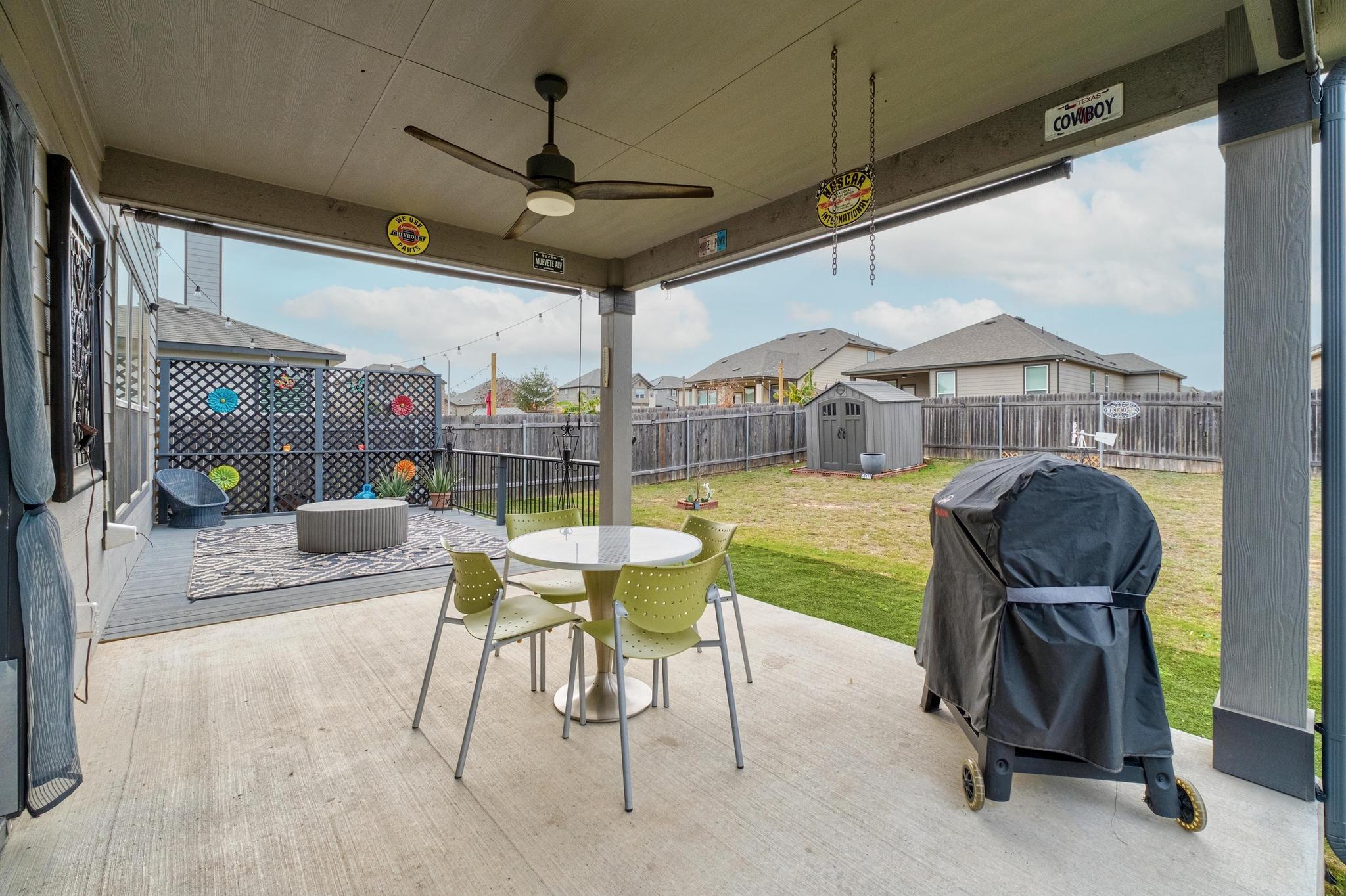 121 Kennicott Dr, Kyle, TX 78640