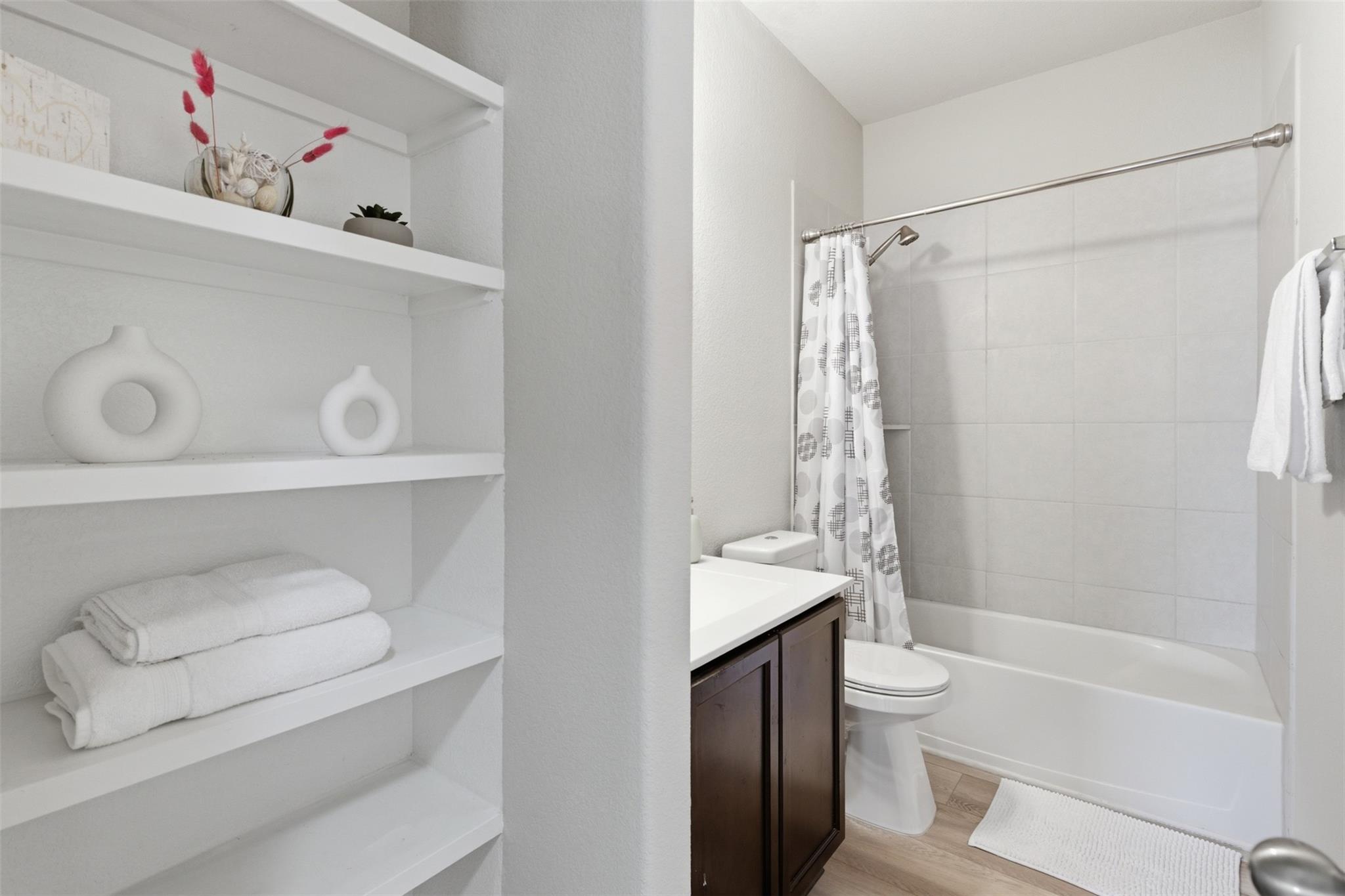 480 Waterloo Dr, Kyle, TX 78640