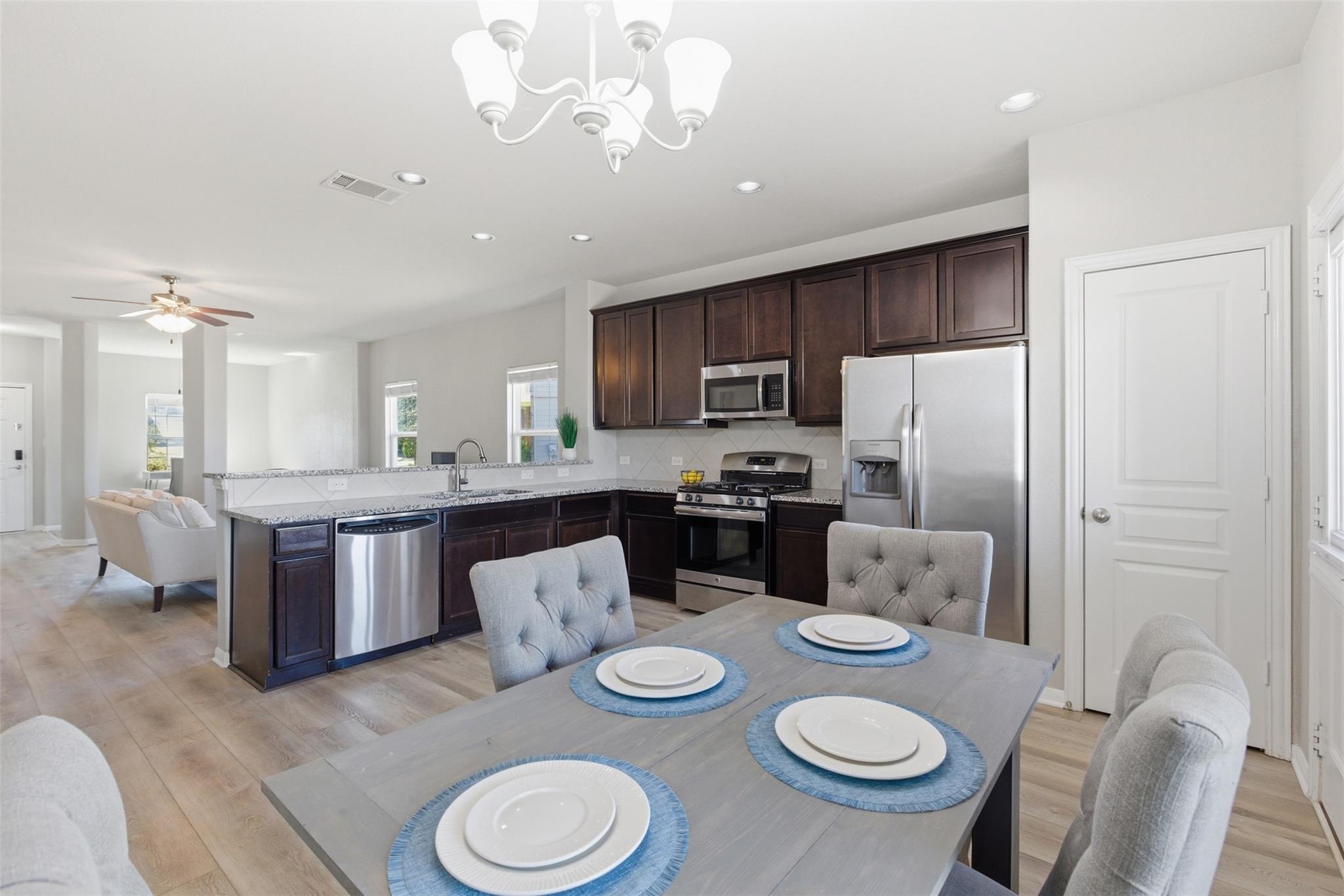 480 Waterloo Dr, Kyle, TX 78640