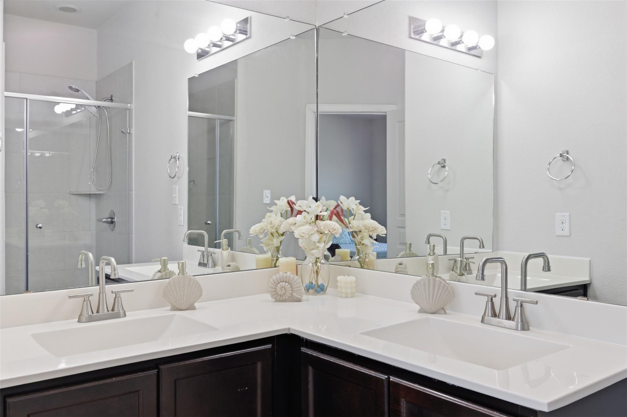 480 Waterloo Dr, Kyle, TX 78640