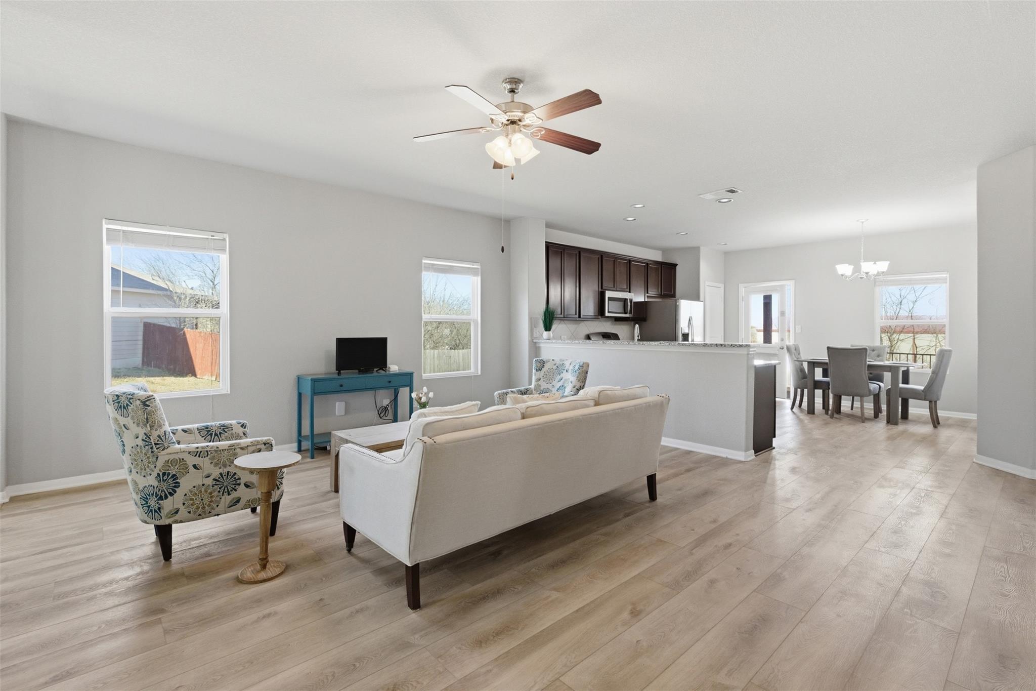 480 Waterloo Dr, Kyle, TX 78640