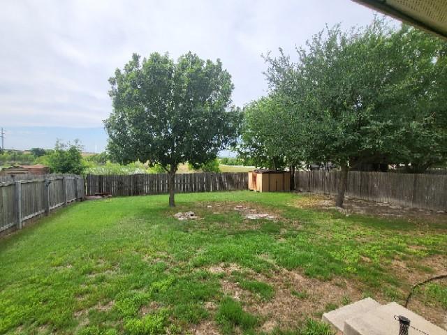 307 LAKEMONT Dr, Hutto, TX 78634