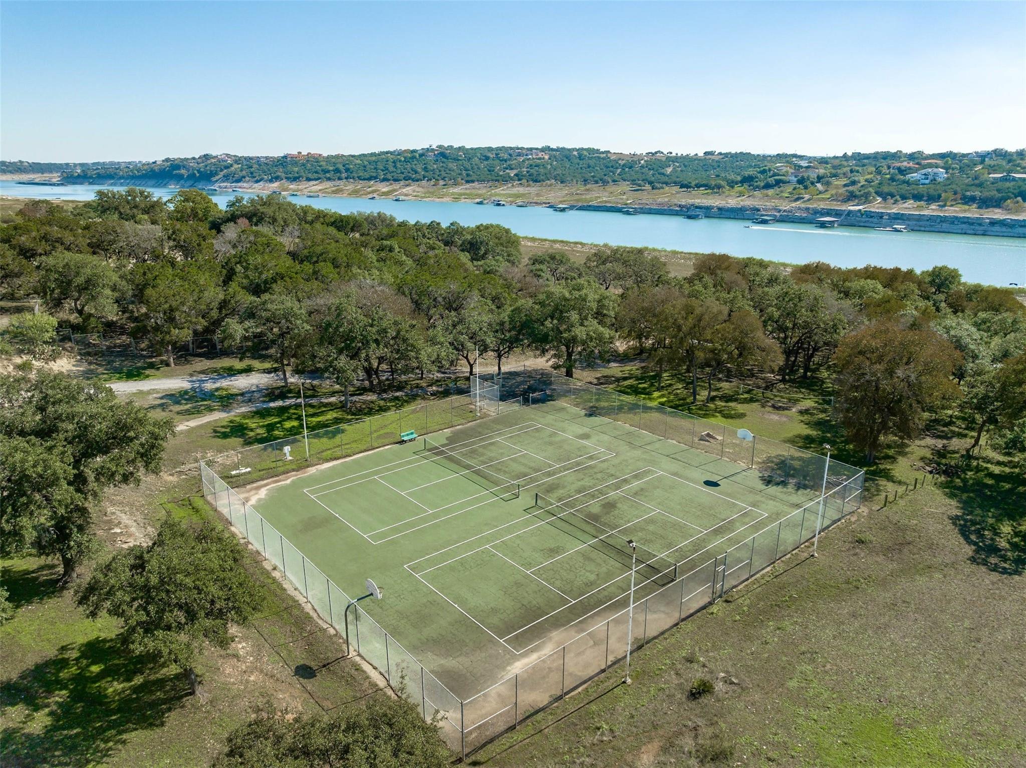 20980 Waterside Dr # 40, Lago Vista, TX 78645